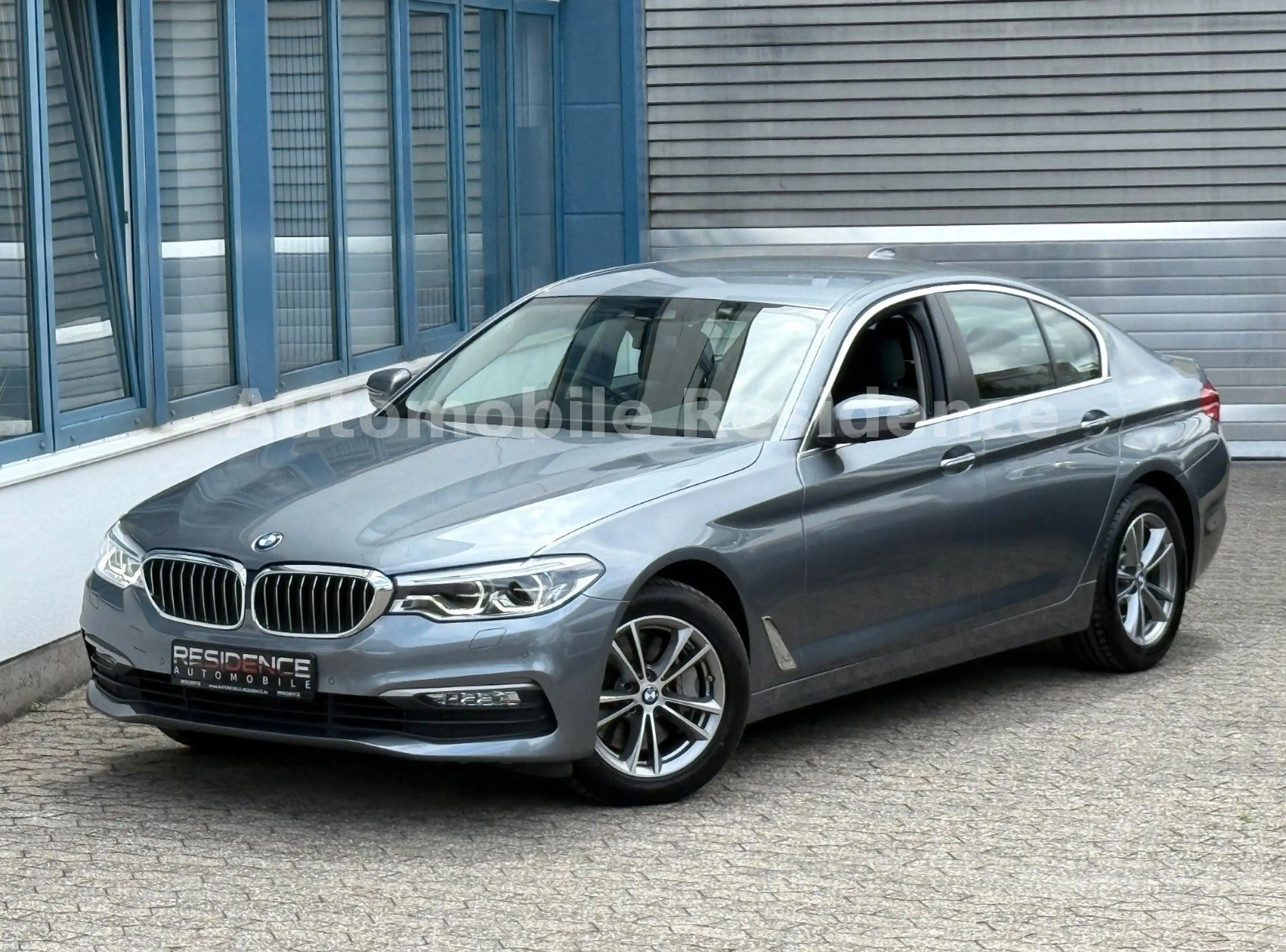 BMW 540 i Lim*LEDER*ACC*NAVI*MEM*SITZ*MFL*XEN*MAS*CAM — photo 2