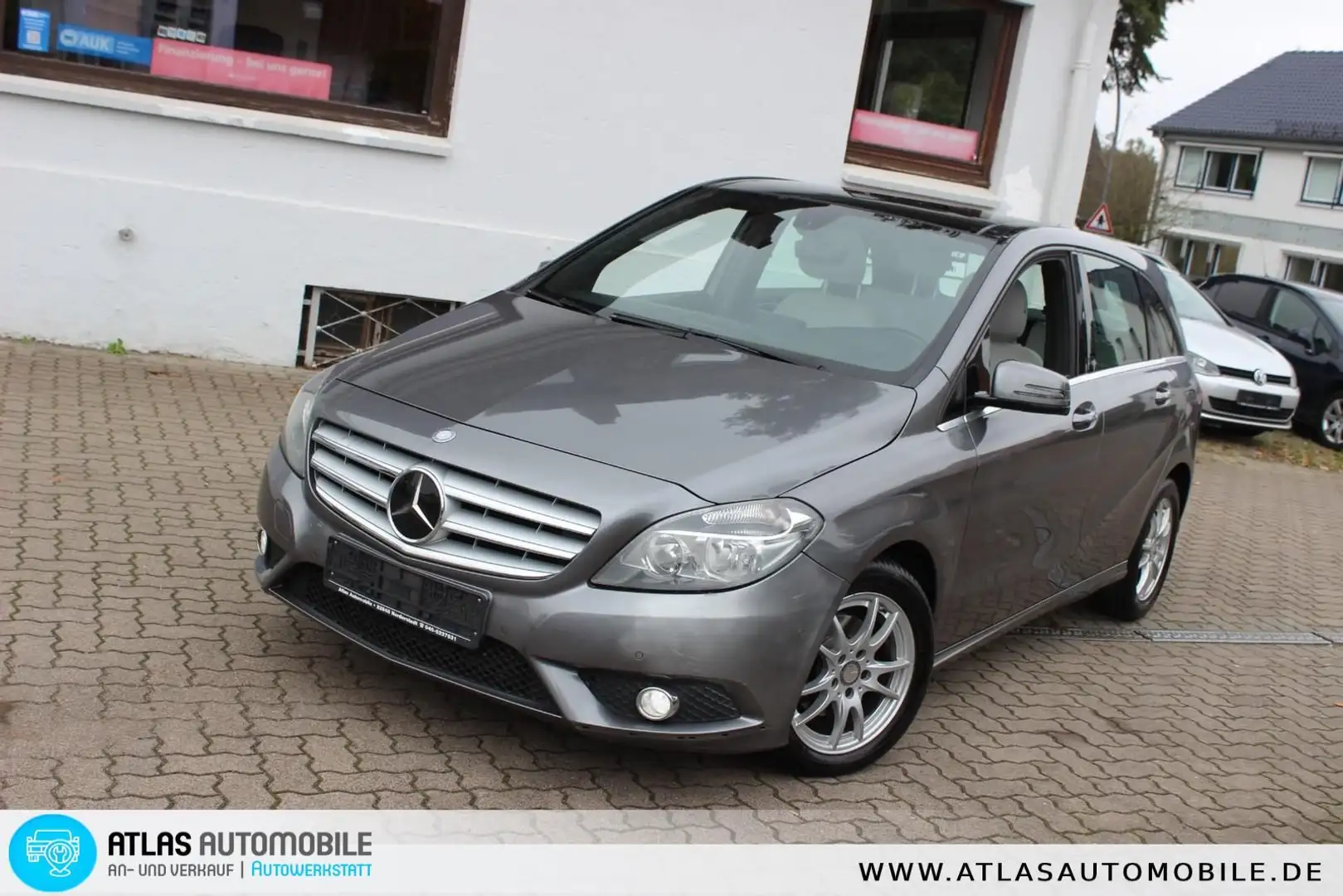 Mercedes-Benz B 180 CDI Panoramadach=Navigation=Allwetterreife Gris - 1