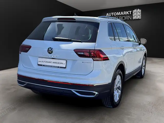 Volkswagen Tiguan view 11