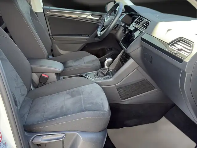 Volkswagen Tiguan view 14