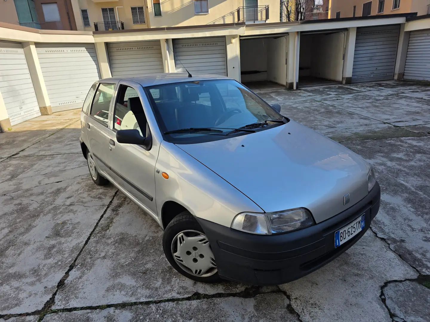 Fiat Punto Punto I 1993 5p 1.2 Sole 60cv Plateado - 1