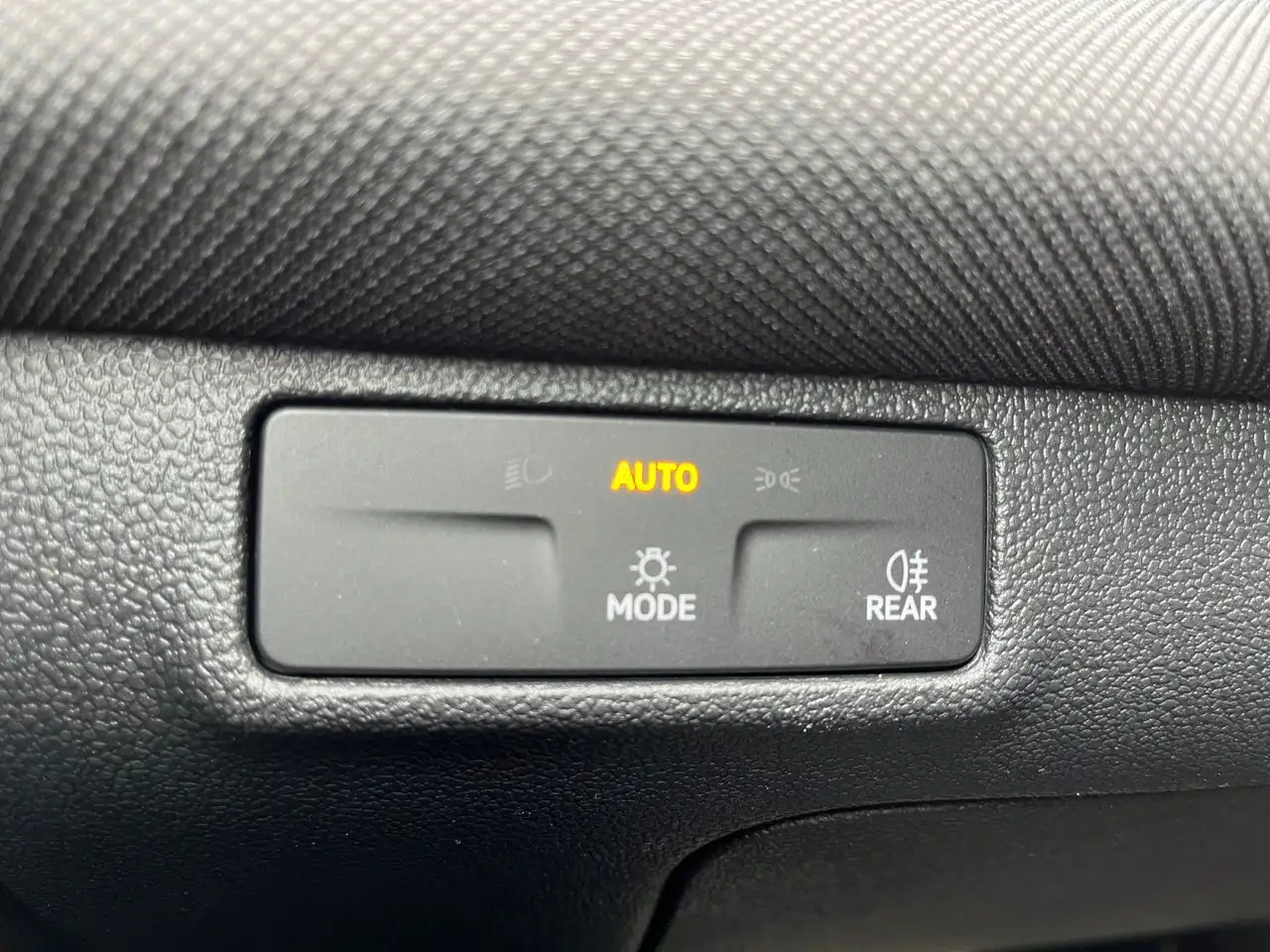 Volkswagen T-Roc 1.5 e-TSI DSG Life ACC*Kamera*PDC 15