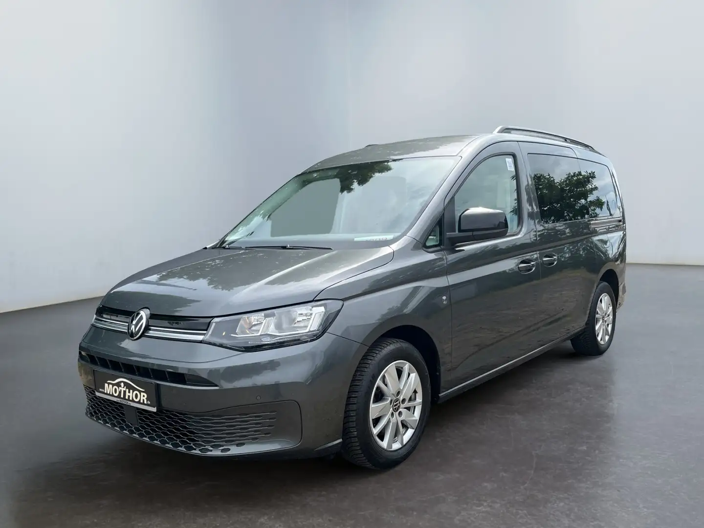 Volkswagen Caddy Maxi Life 1.5 TSI 7-Sitze ACC FLA STH AHK Grau - 2
