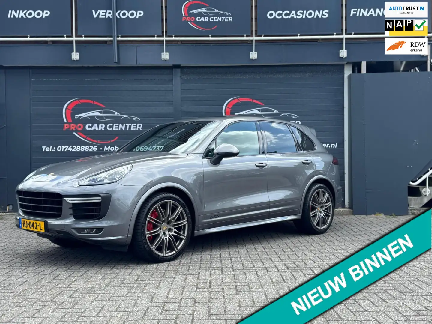 Porsche Cayenne 3.6 GTS VOL Opties Grijs - 1