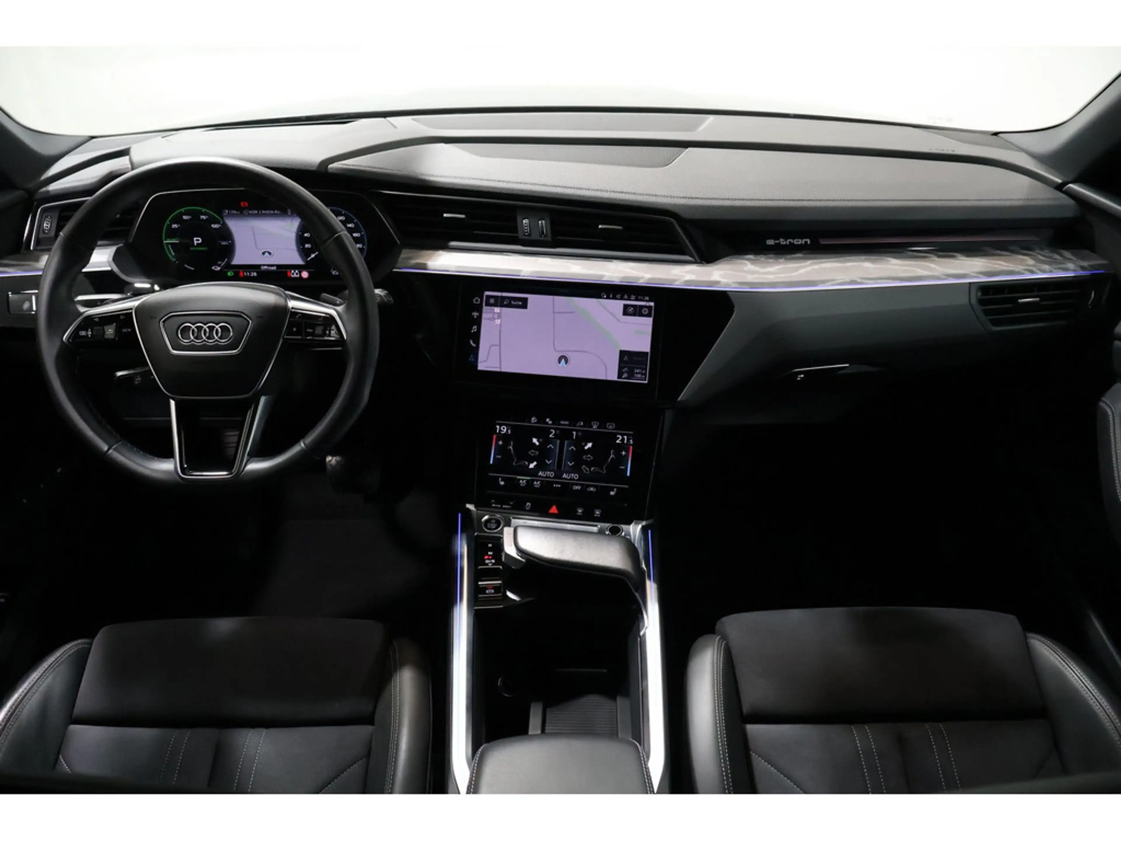 Audi Q8 55 quattro S line VC*SH*Matrix e-tron — photo 8