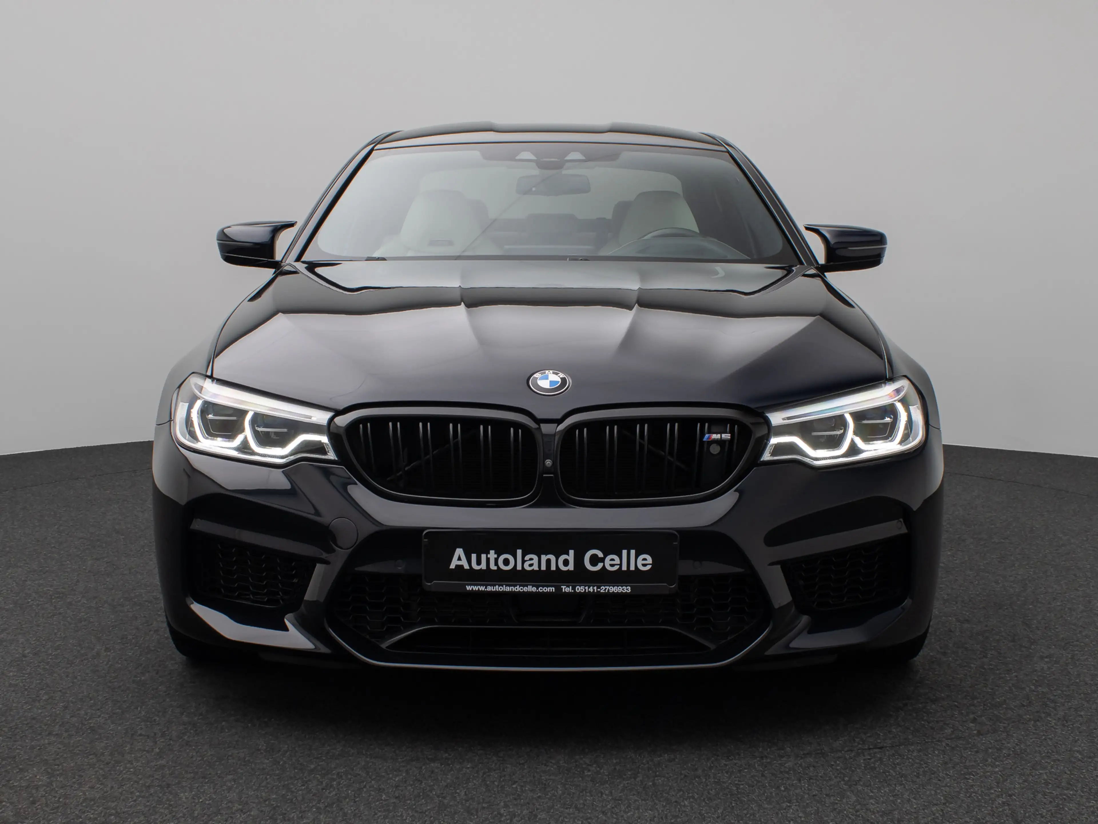 BMW M5 xD 360°HUD DAB B&W SoftCl Massage Komfort — photo 2