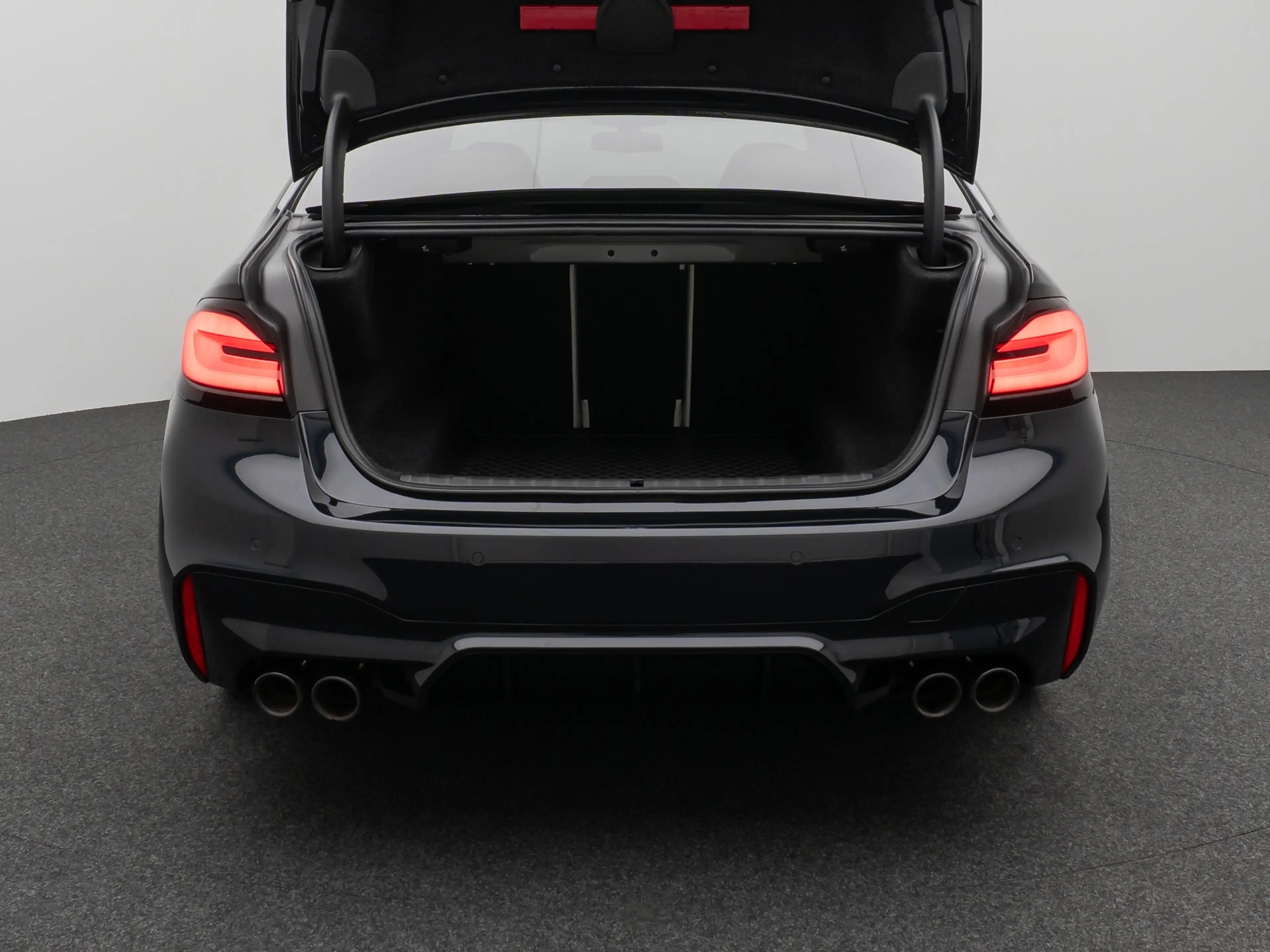 BMW M5 xD 360°HUD DAB B&W SoftCl Massage Komfort — photo 13