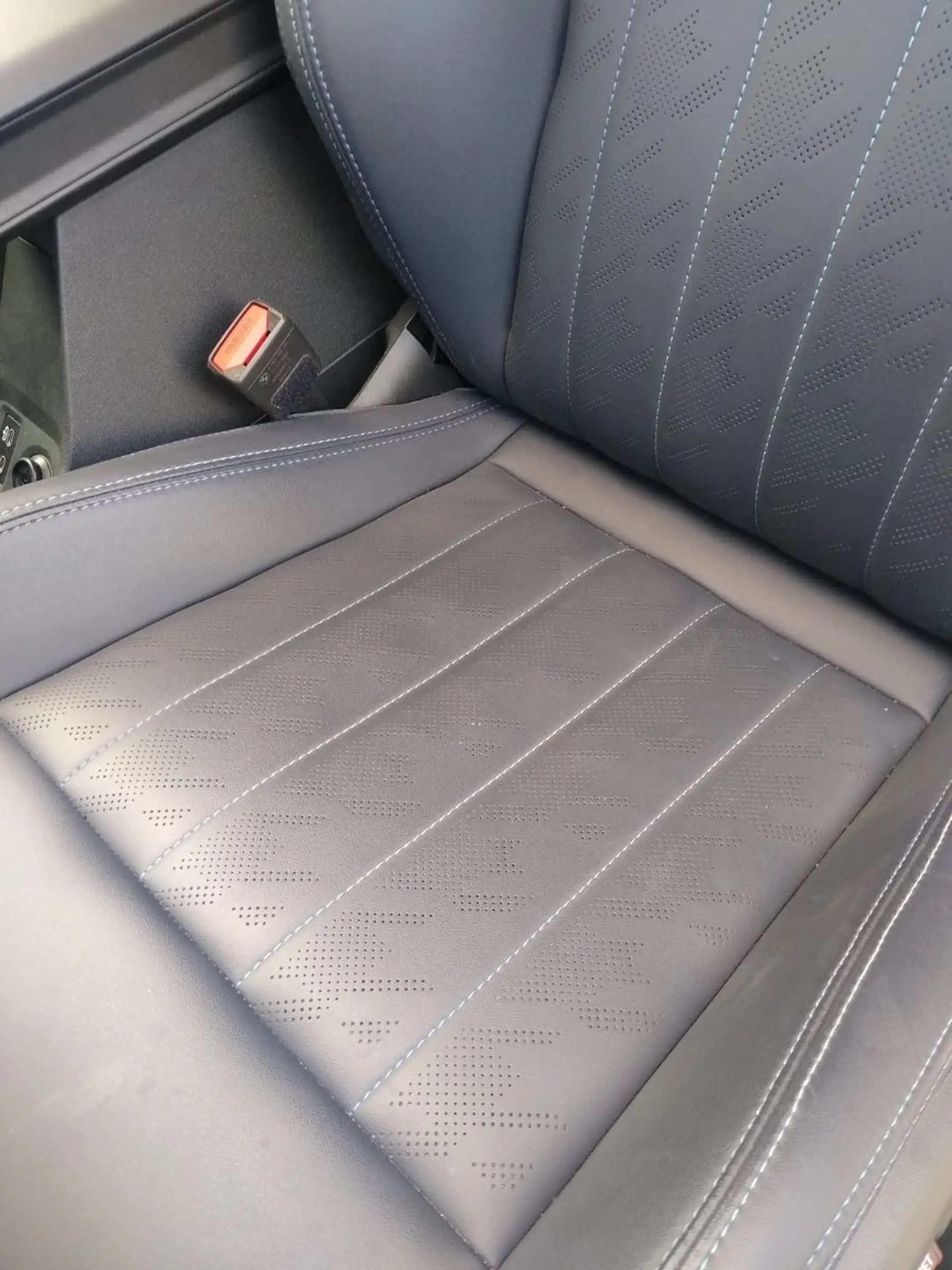 MINI Cooper S Favo.TrimAut.PanoramAccE.SitzeXL-Paket — photo 14