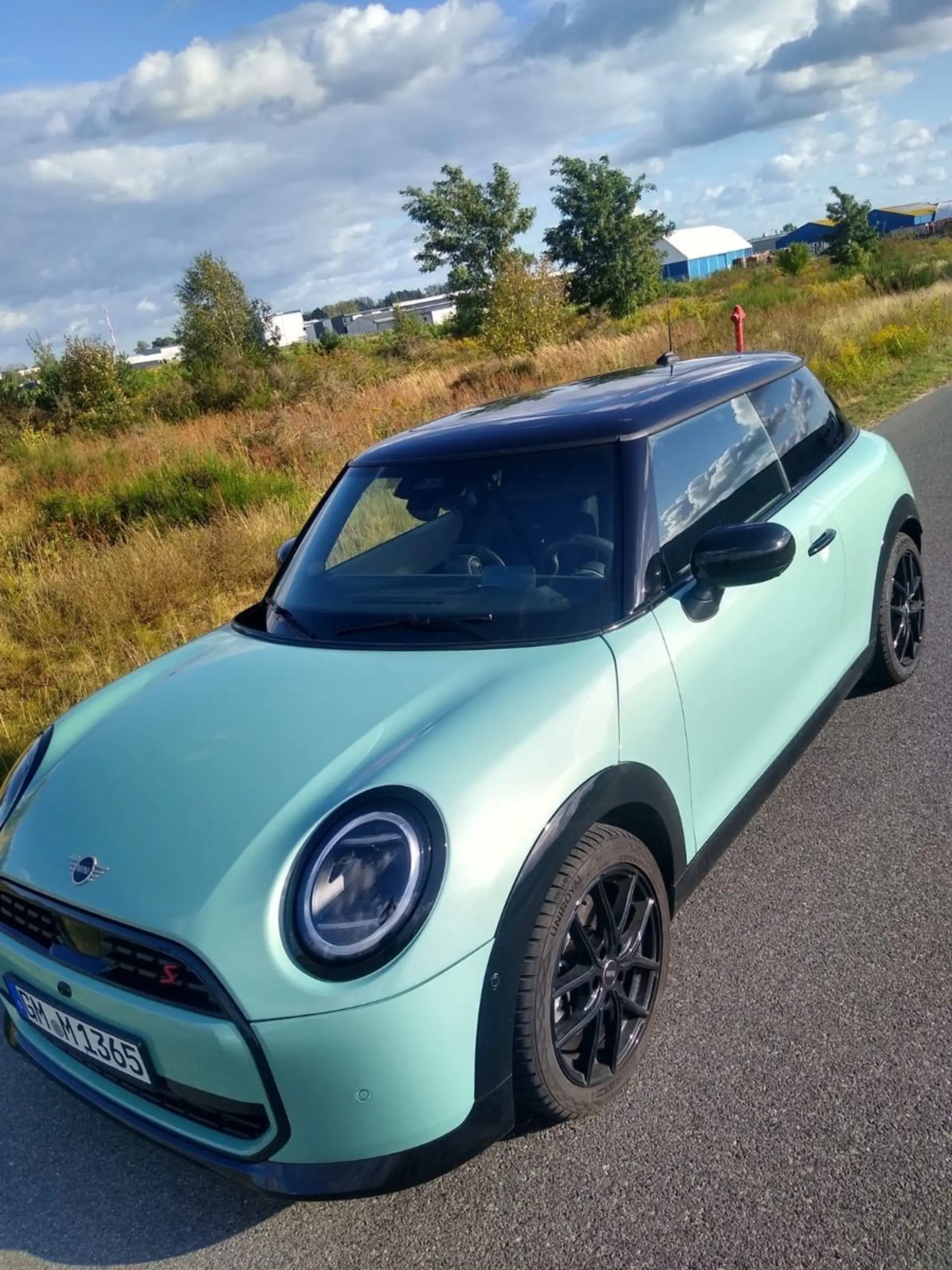 MINI Cooper S Favo.TrimAut.PanoramAccE.SitzeXL-Paket