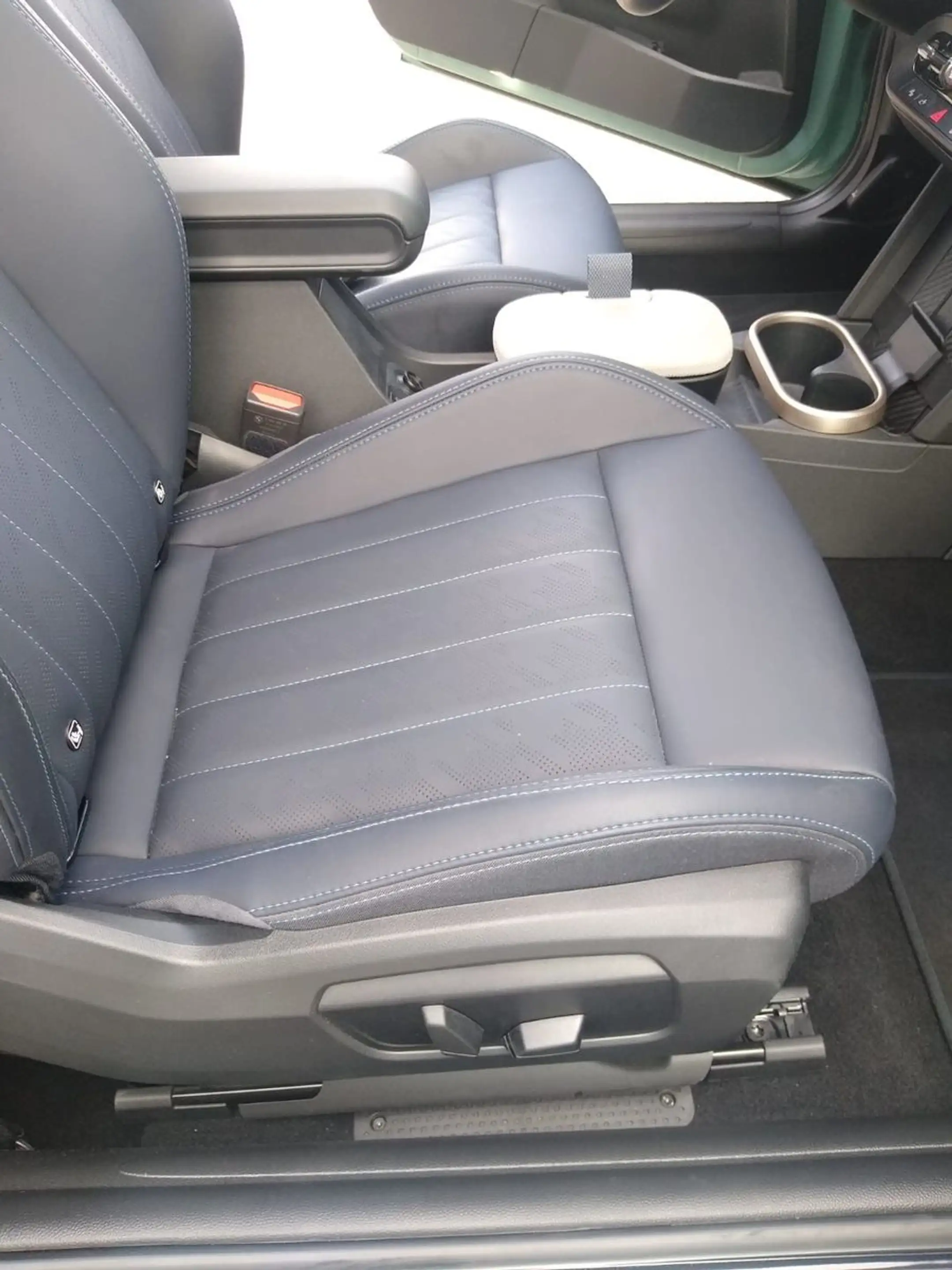 MINI Cooper S Favo.TrimAut.PanoramAccE.SitzeXL-Paket — photo 11