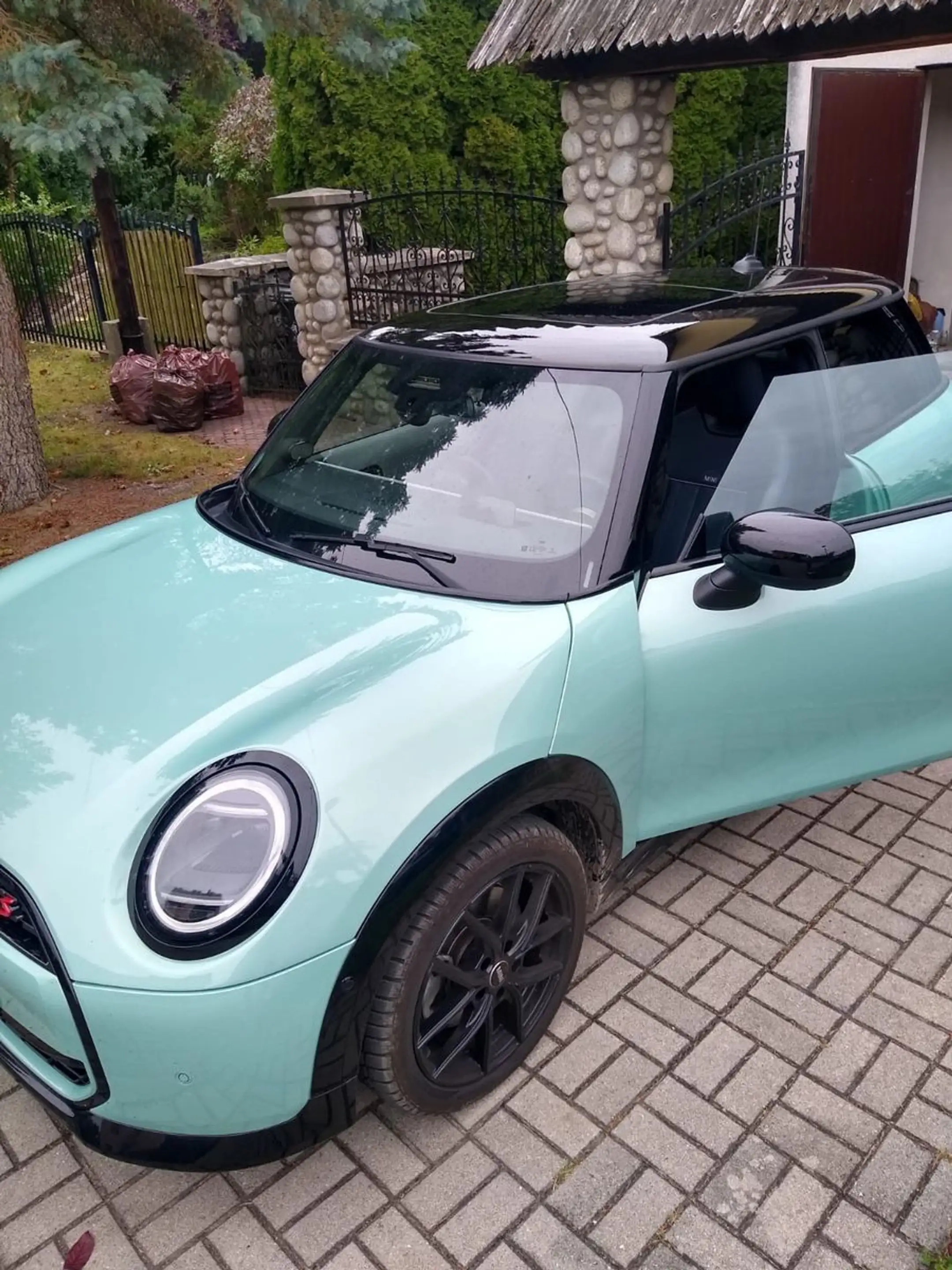 MINI Cooper S Favo.TrimAut.PanoramAccE.SitzeXL-Paket — photo 2