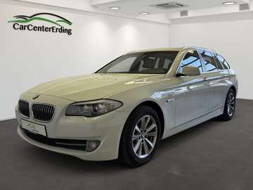 dTouring*BiXenon*Navi*Leder*HiFi*Tempo.*PDC*