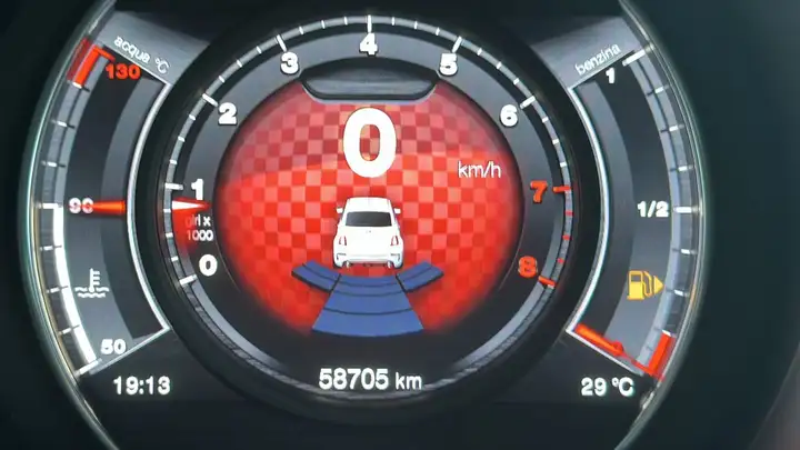 Abarth 595 1.4 T-Jet Turismo 2020, foto 25