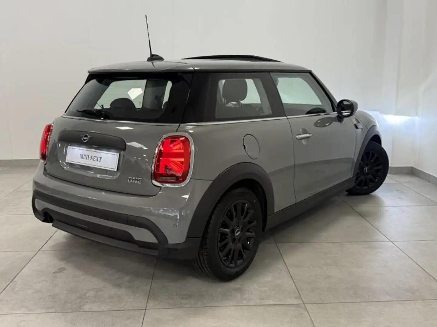 MINI One One 102ch Edition Camden BVA7 Gris - 2