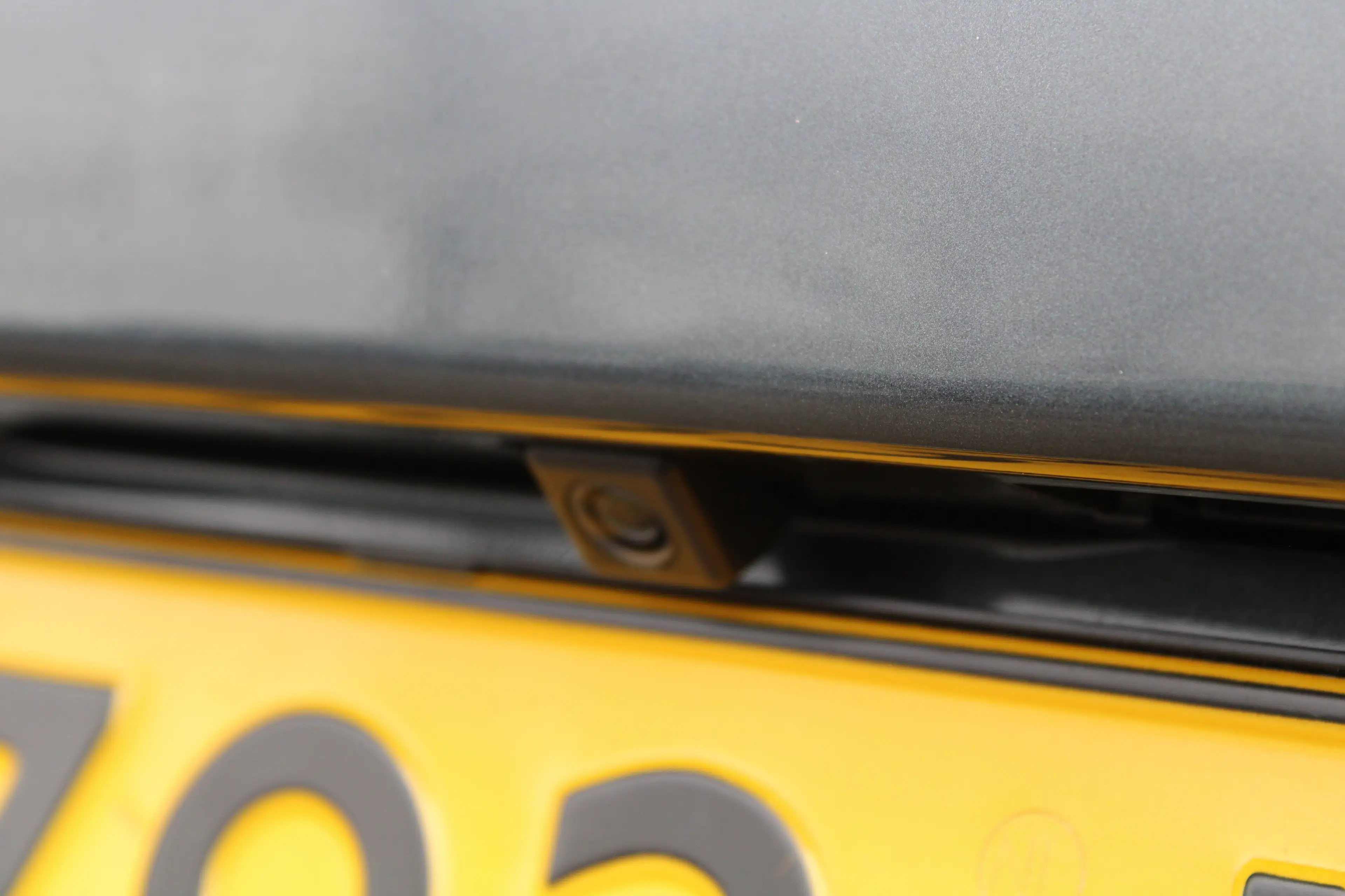Peugeot 108 1.0 e-VTi Allure | Navi by app | Camera | Climate — photo 13