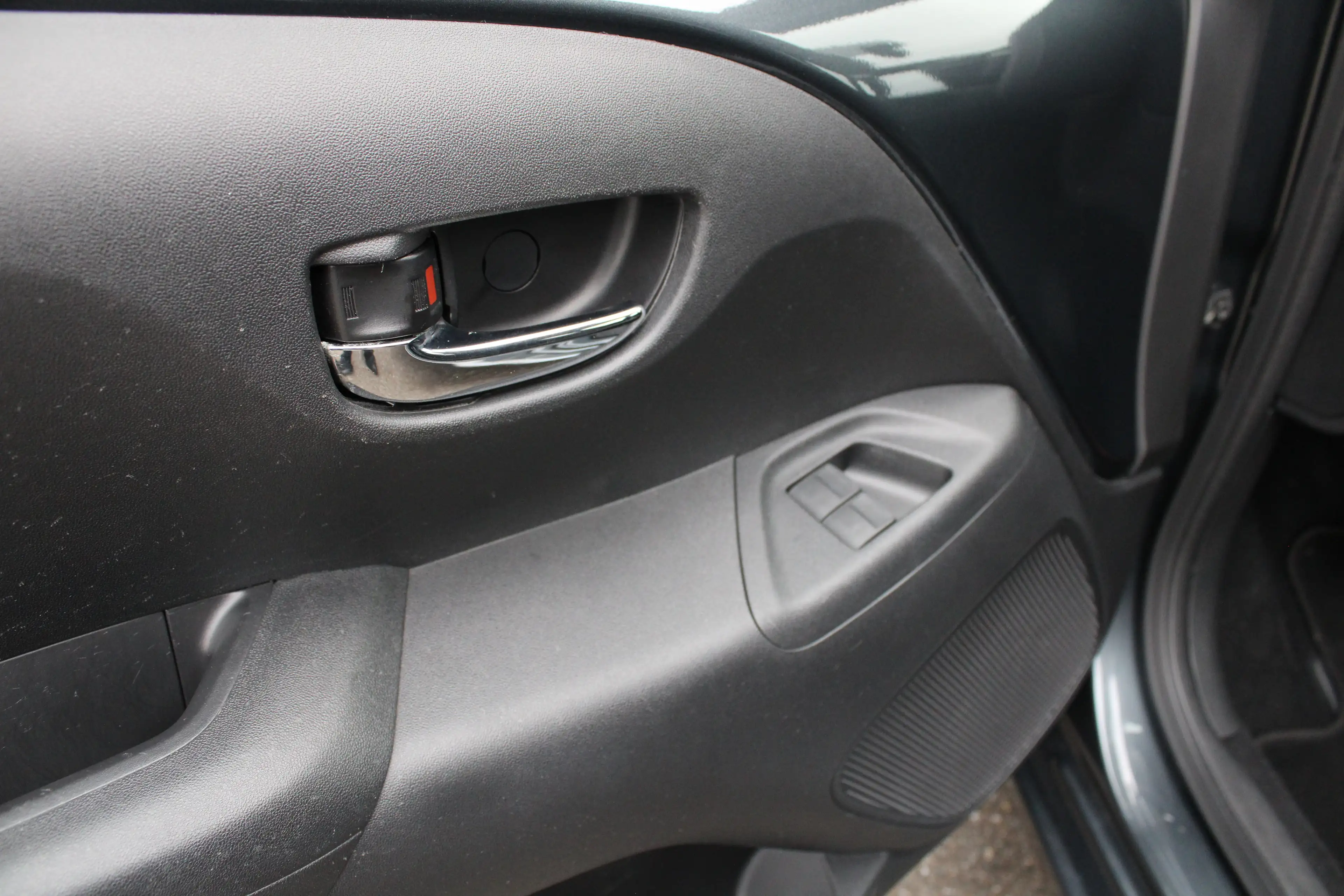Peugeot 108 1.0 e-VTi Allure | Navi by app | Camera | Climate — photo 16