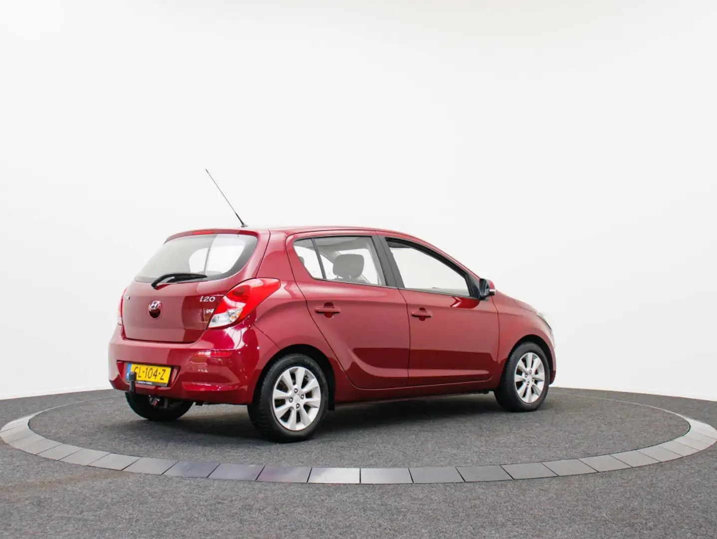 Hyundai i20 1.2i i-Deal | Trekhaak | Dealer onderhouden Rood - 2
