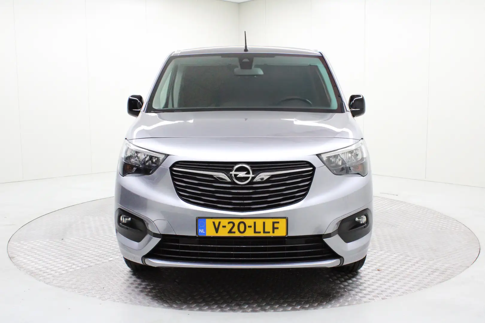 Opel Combo-e Electric 136 L1 50kWh | Verwarmd Stuur / Climate / Grau - 2