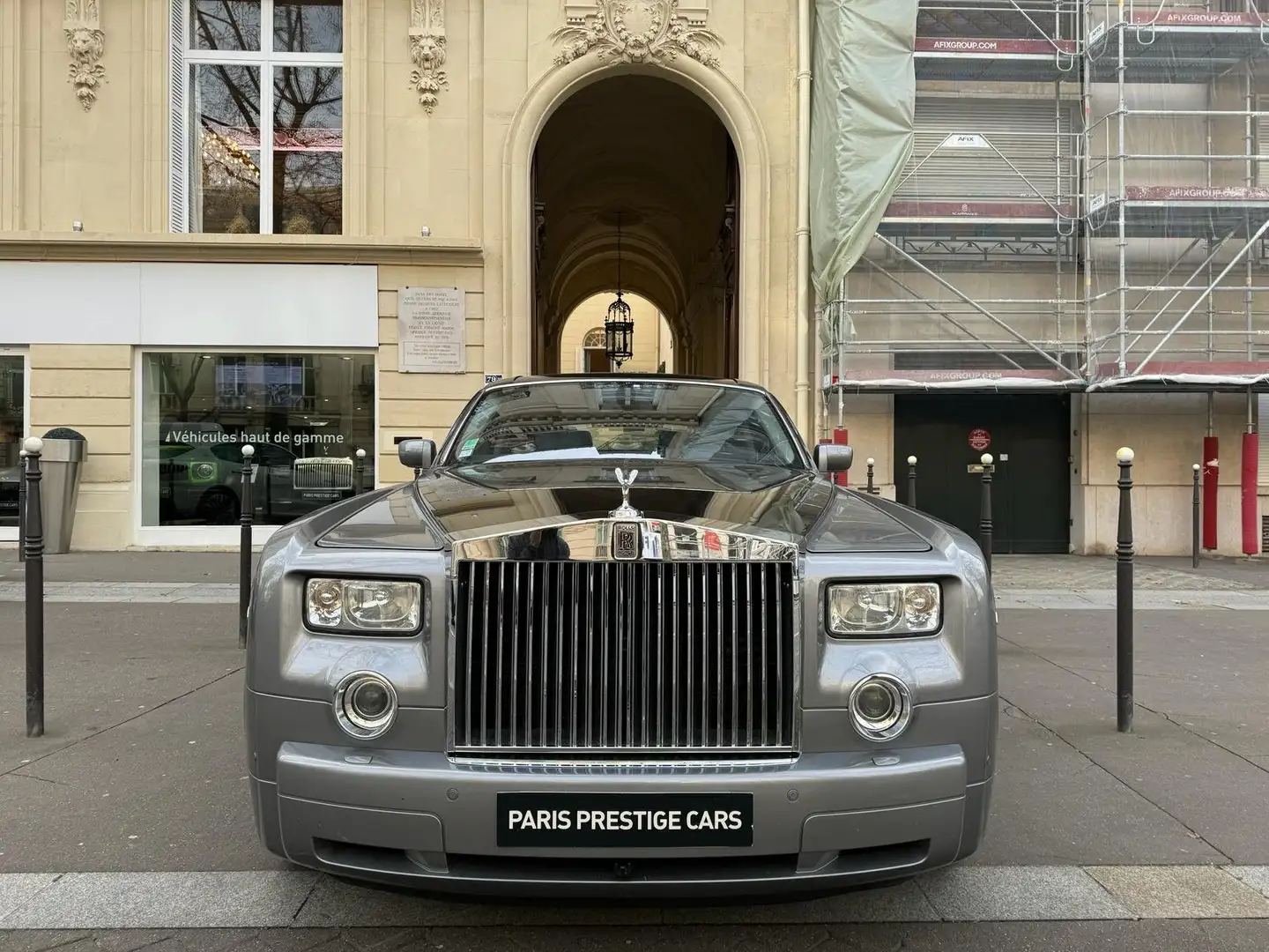 Rolls-Royce Phantom 6.75 V12 Gris - 2
