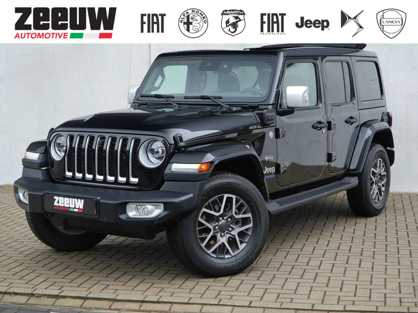 Jeep Wrangler Unlimited 4xe 380 PK Sahara | Leder | Soft Top | O Noir - 1