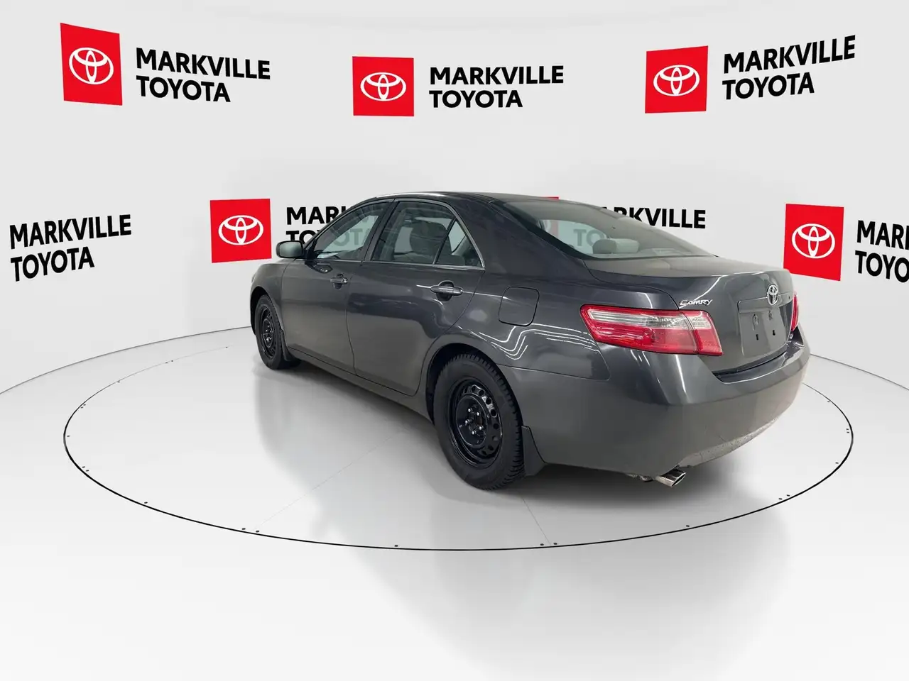 Toyota Camry снимка Toyota Camry