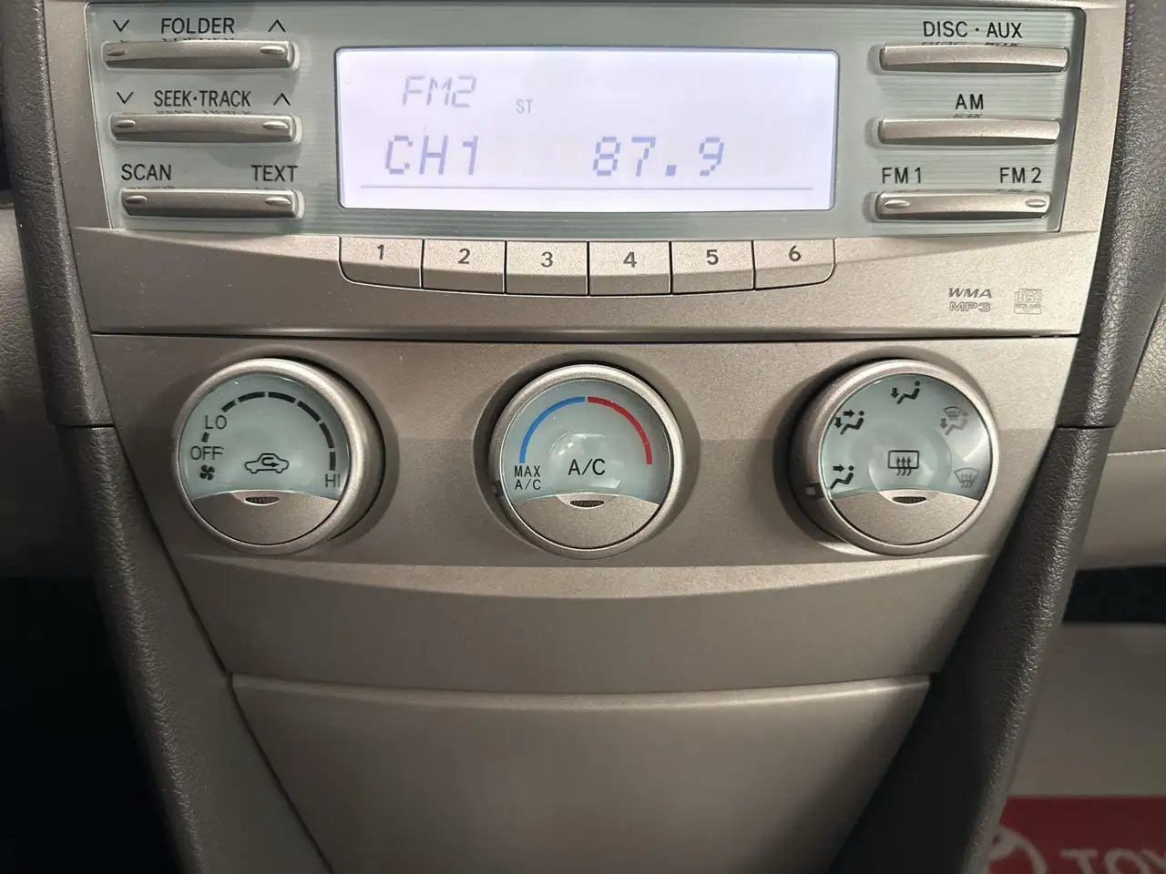 Toyota Camry снимка Toyota Camry