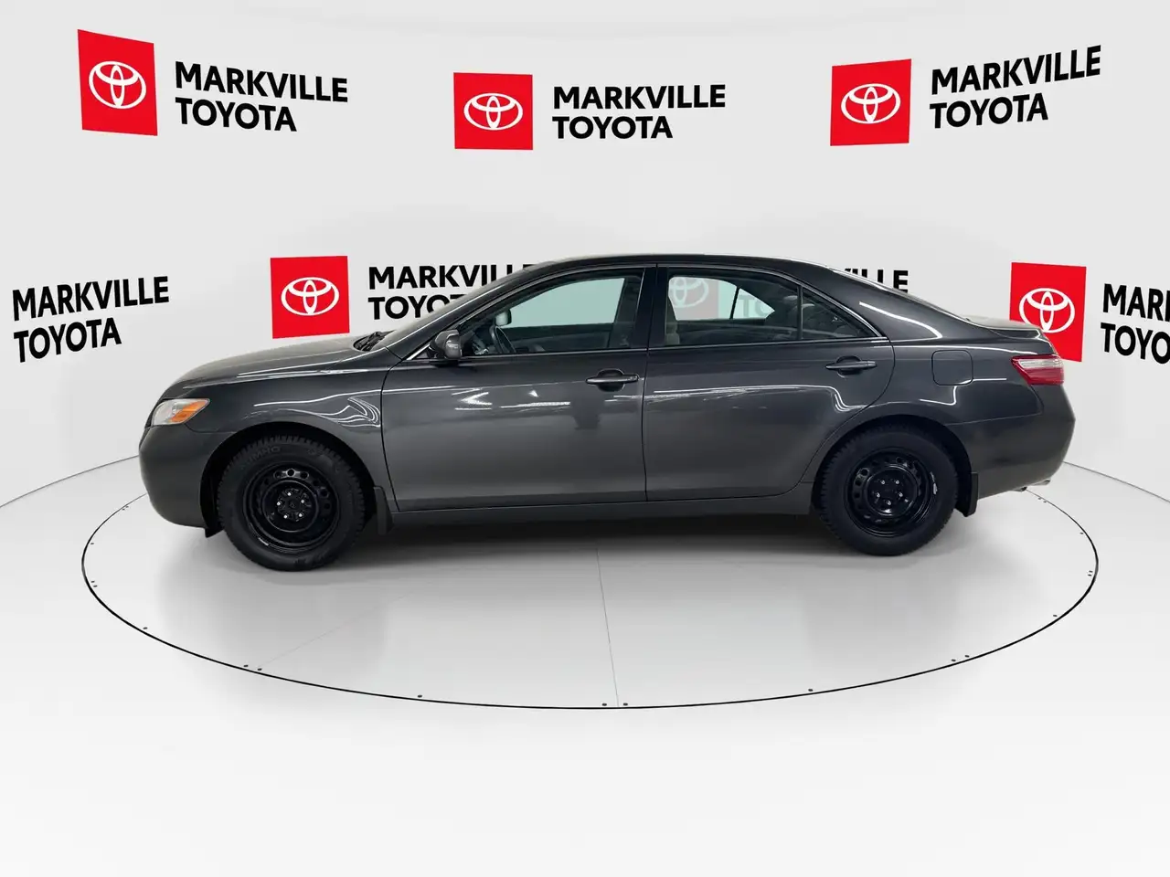 Toyota Camry снимка Toyota Camry