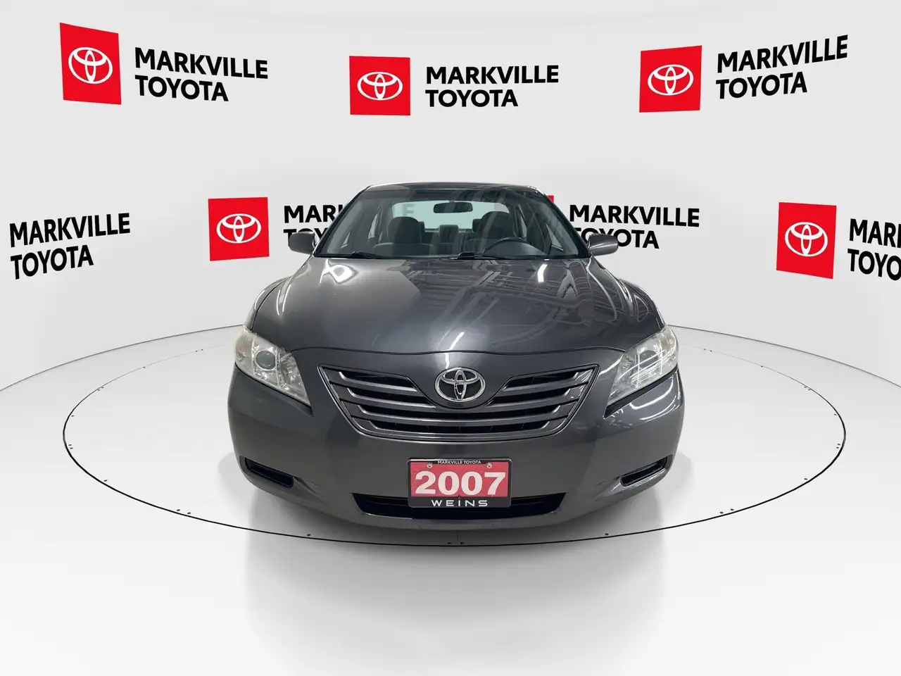 Toyota Camry снимка Toyota Camry
