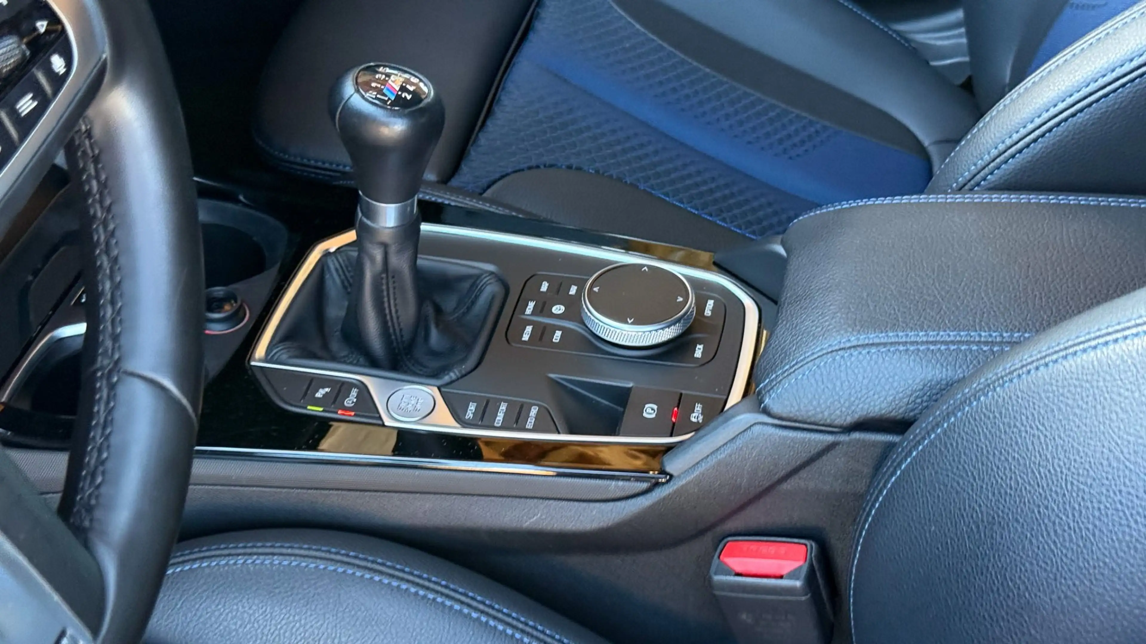BMW 218 i M-Sportpaket — photo 15