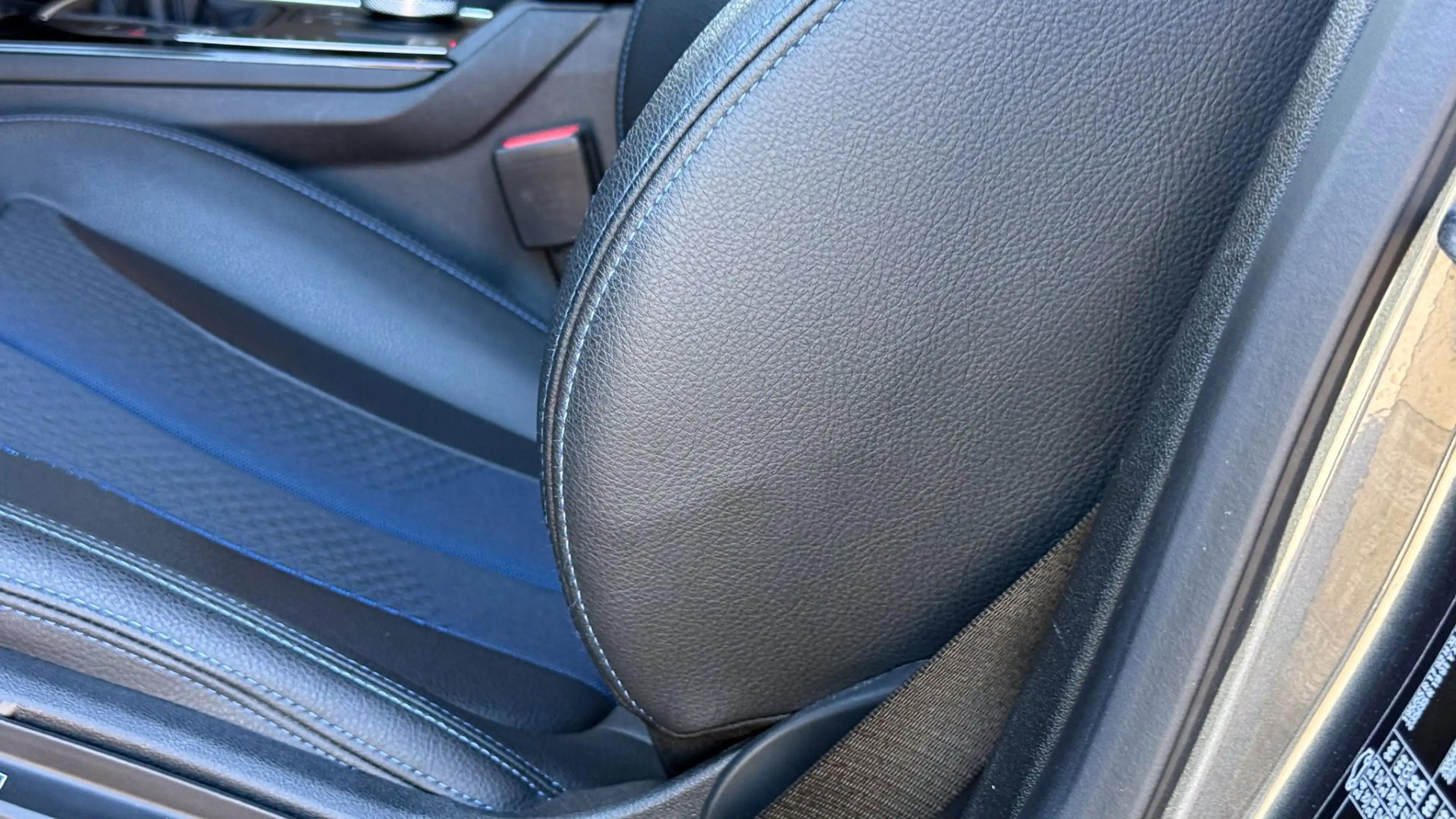 BMW 218 i M-Sportpaket — photo 14