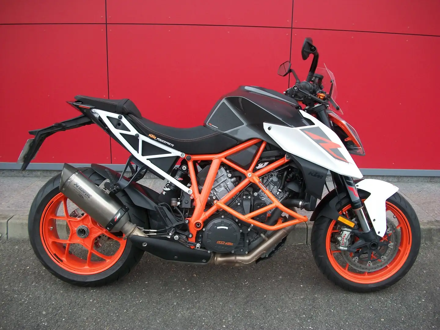 KTM 1290 Super Duke R Blanc - 1