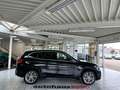 BMW X1 xDrive 20i AUT./LED/CAM/NAVI PLUS/HUD/A.TEMPO Schwarz - thumbnail 2