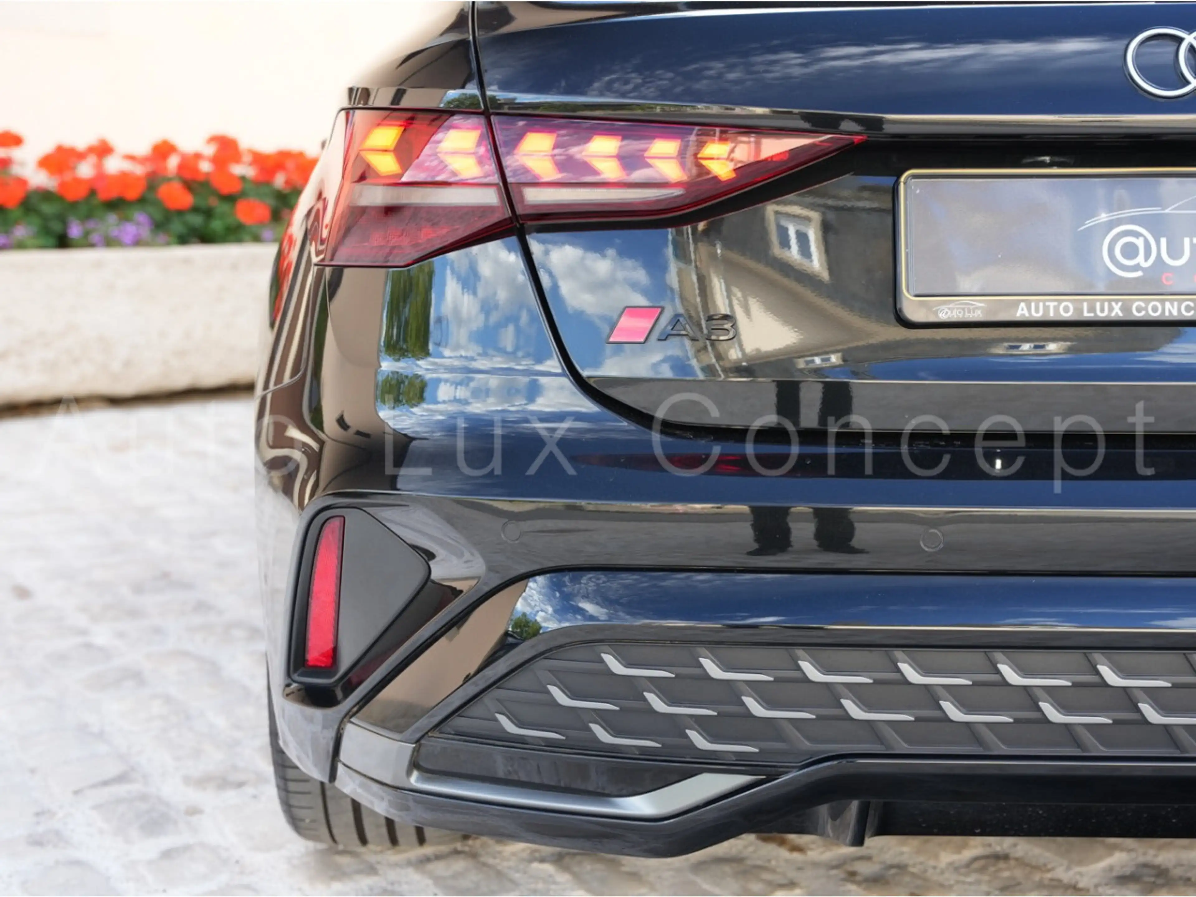 Audi A3 Sportback 35 TDI S line/Pano/Matrix/SONOS/ACC/Kam — photo 15