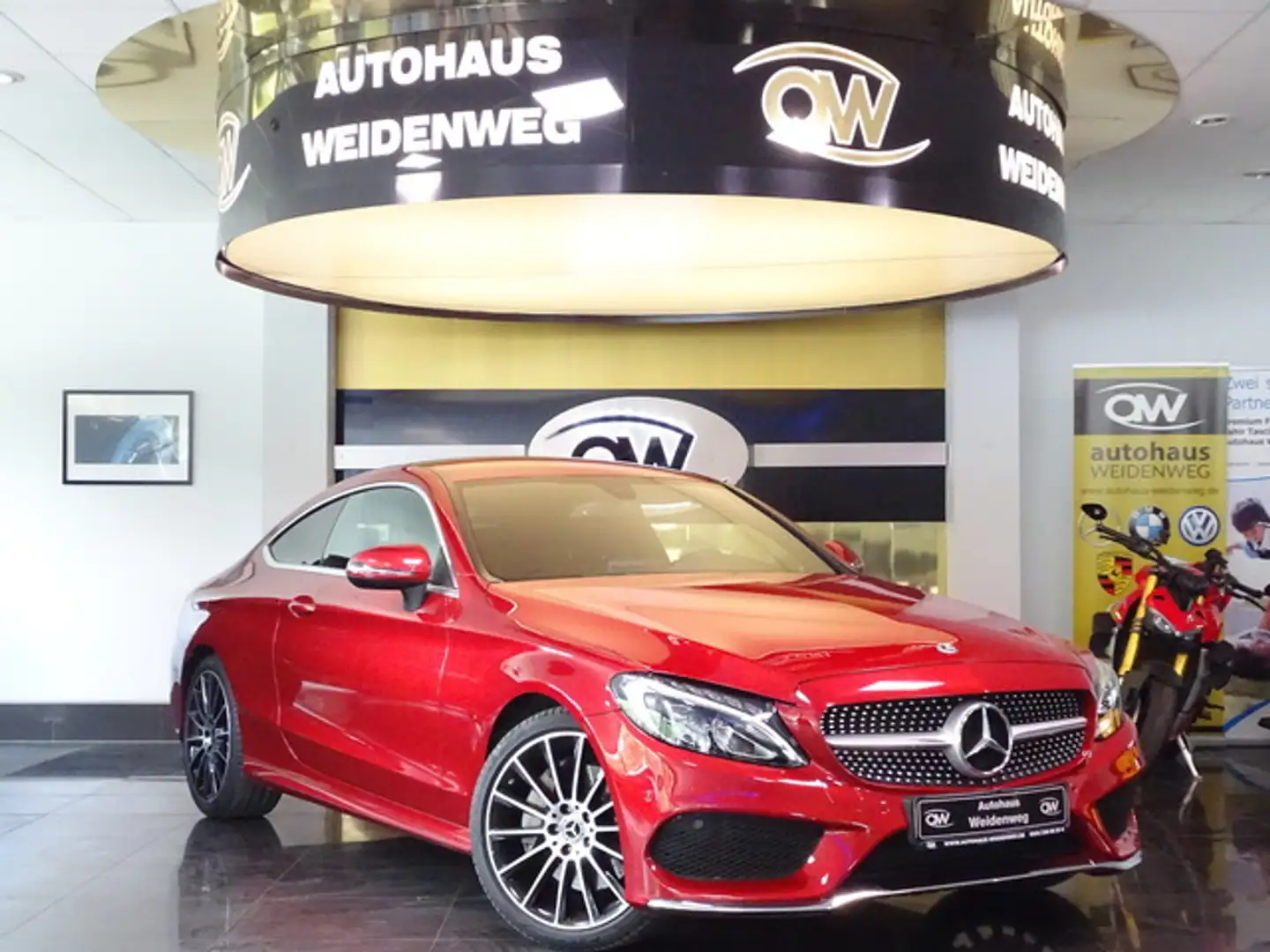 Mercedes-Benz C 300 Coupe AMG Navi LED PDC 2Hand erst 48072 KM Mauve - 1