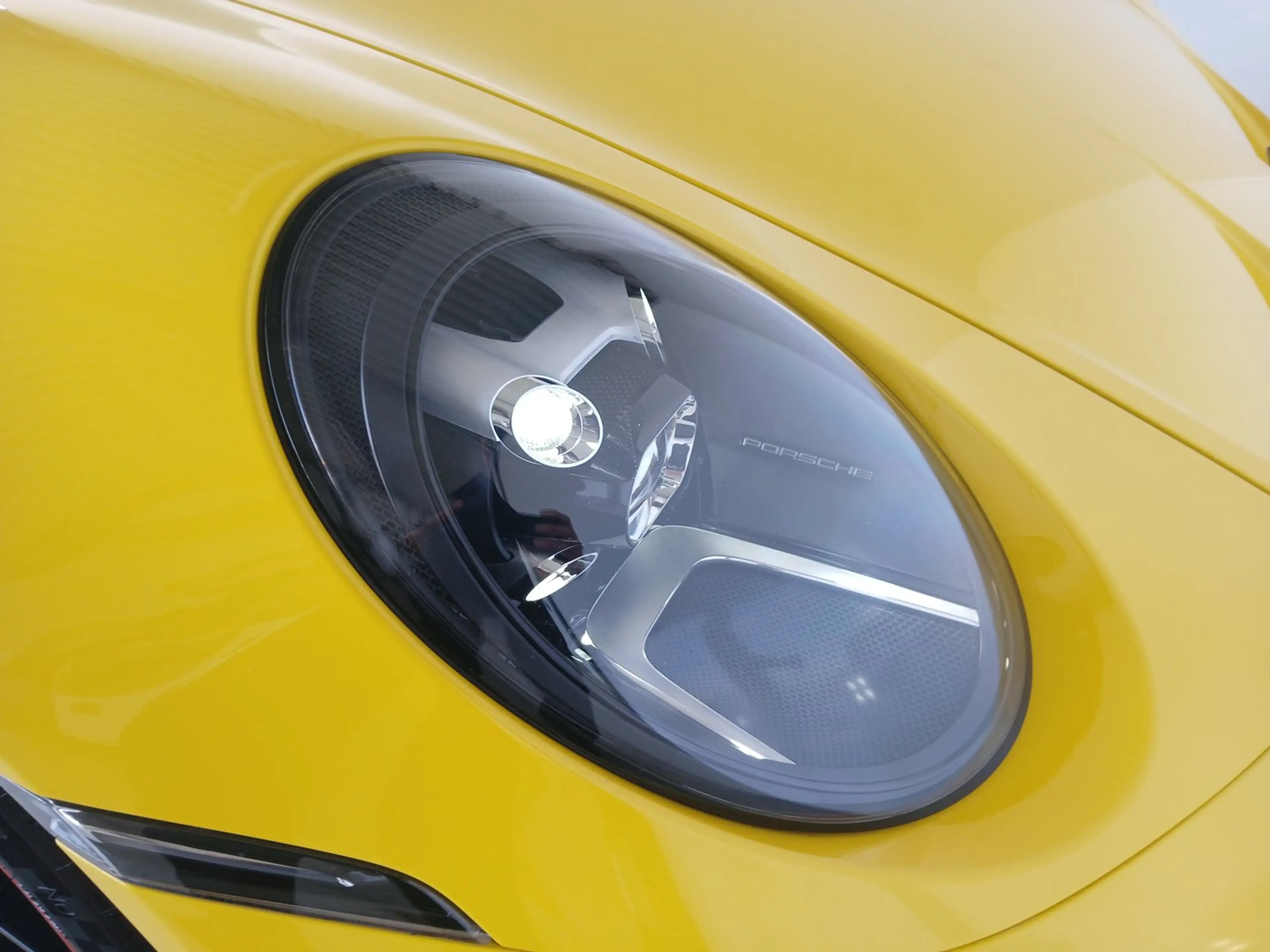 Porsche 911 GT3 — photo 8