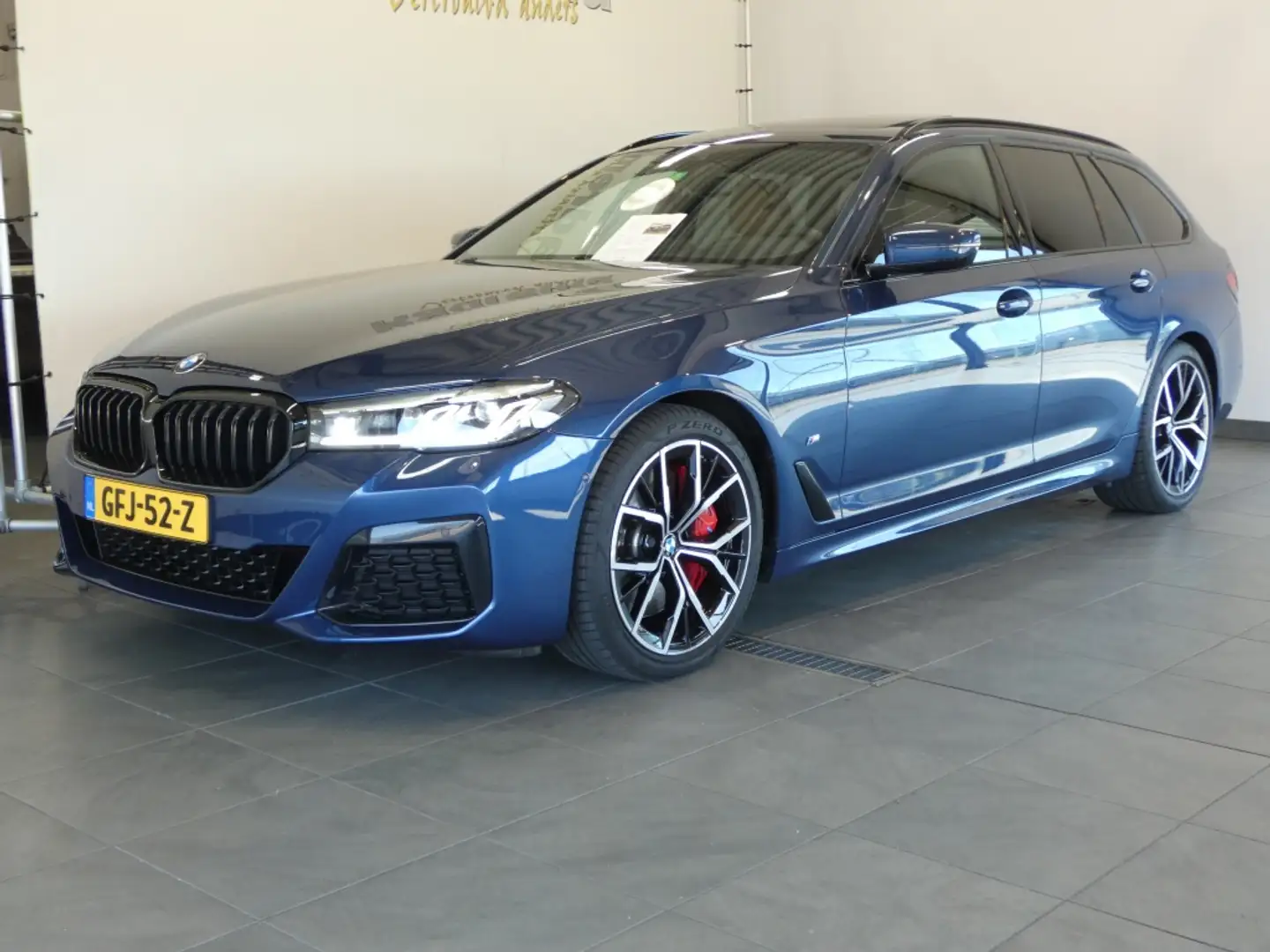 BMW 540 5-serie Touring 540i X-Drive M pakket Harman,Panod Blauw - 1