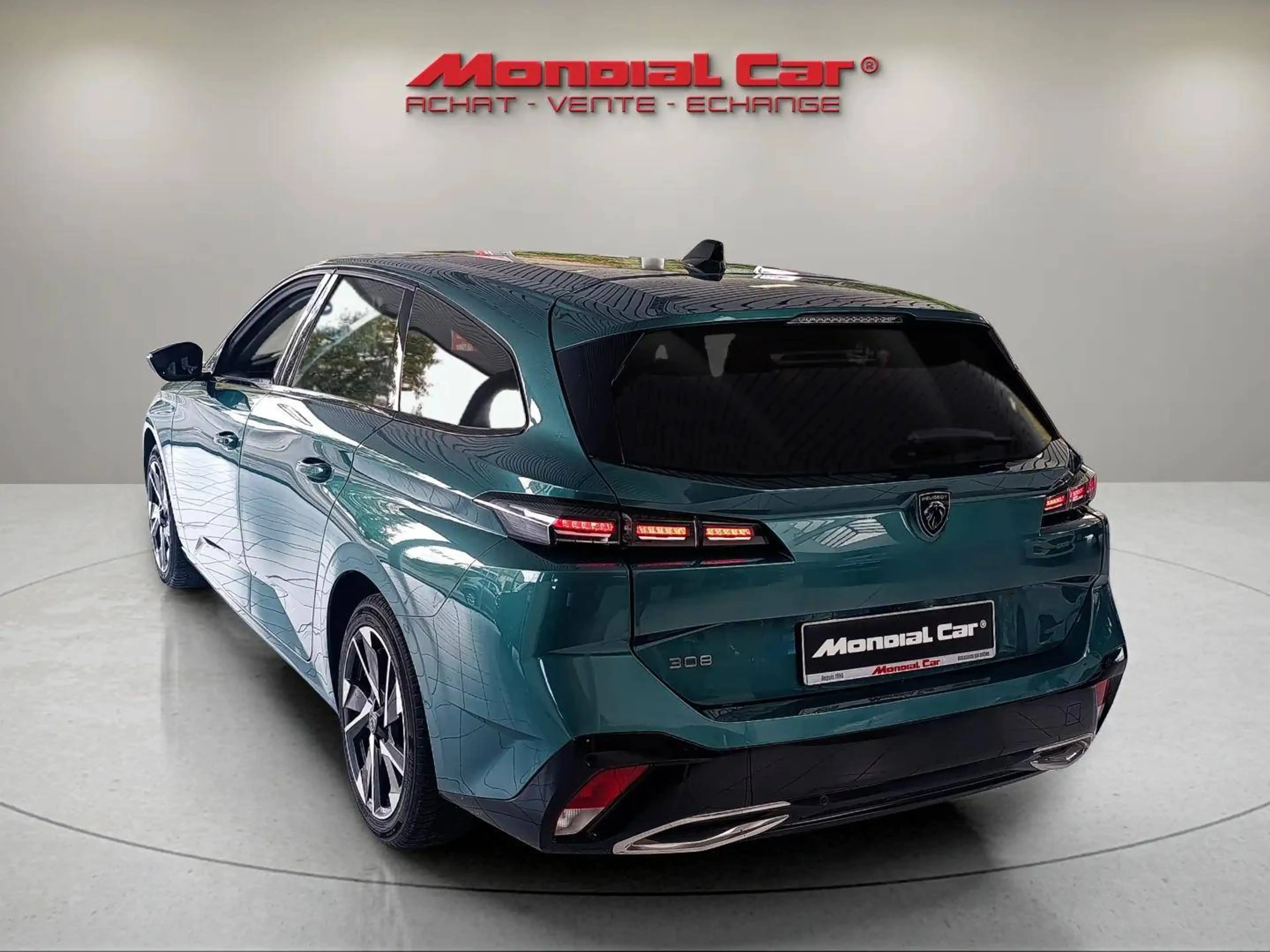 Peugeot 308 SW 1.2 PureTech Allure S * À voir à Beaumont * — photo 9