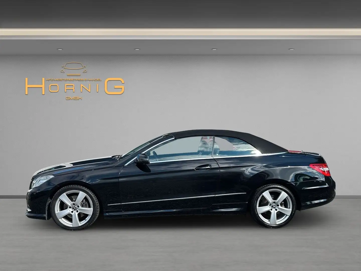 Mercedes-Benz E 220 E -Klasse Cabrio E 220 CDI AMG Paket Schwarz - 2