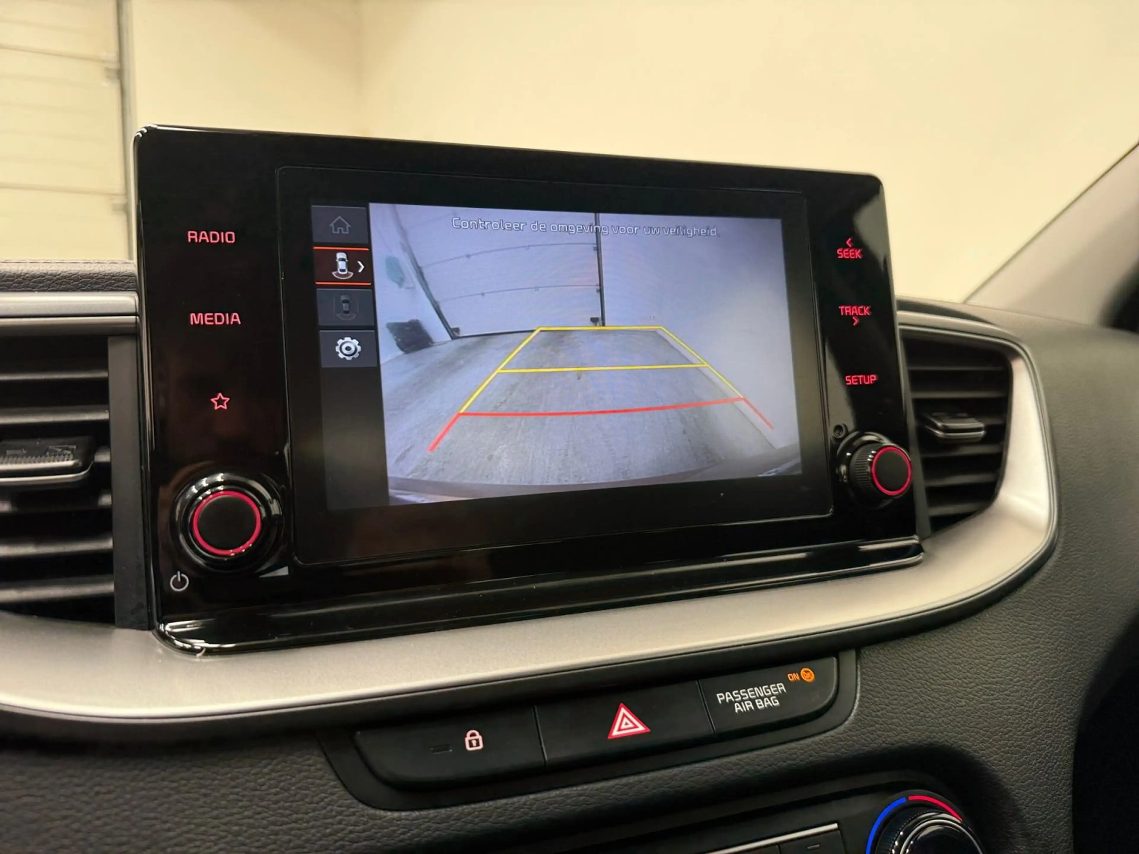 Kia Ceed SW / cee'd SW 1.0T-GDI Pure — photo 10