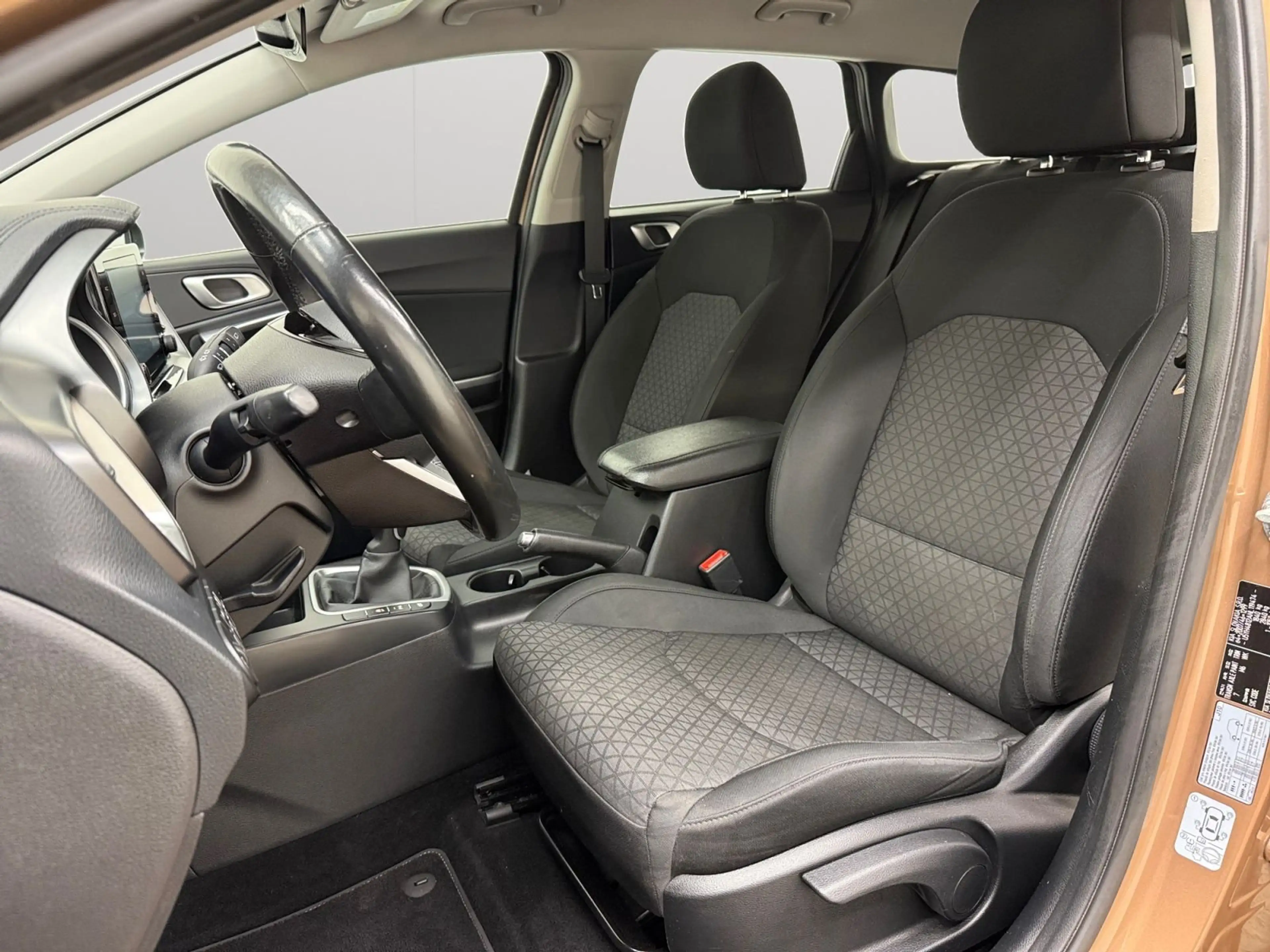 Kia Ceed SW / cee'd SW 1.0T-GDI Pure — photo 7