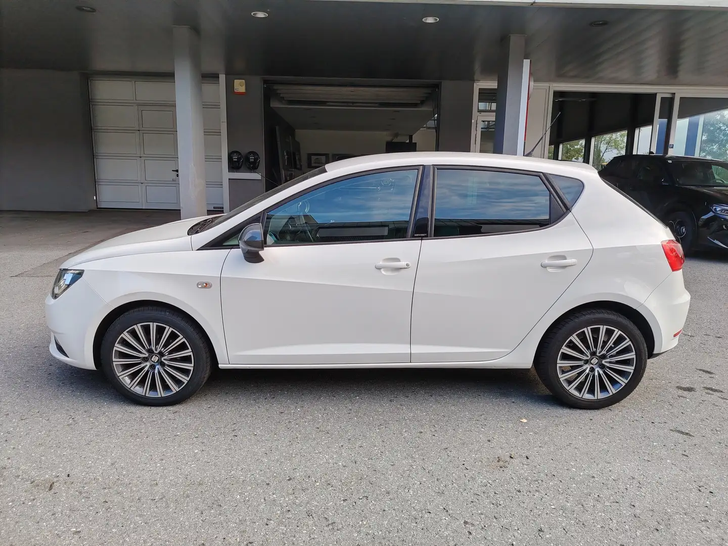 SEAT Ibiza 1,2 TSI Style Weiß - 2