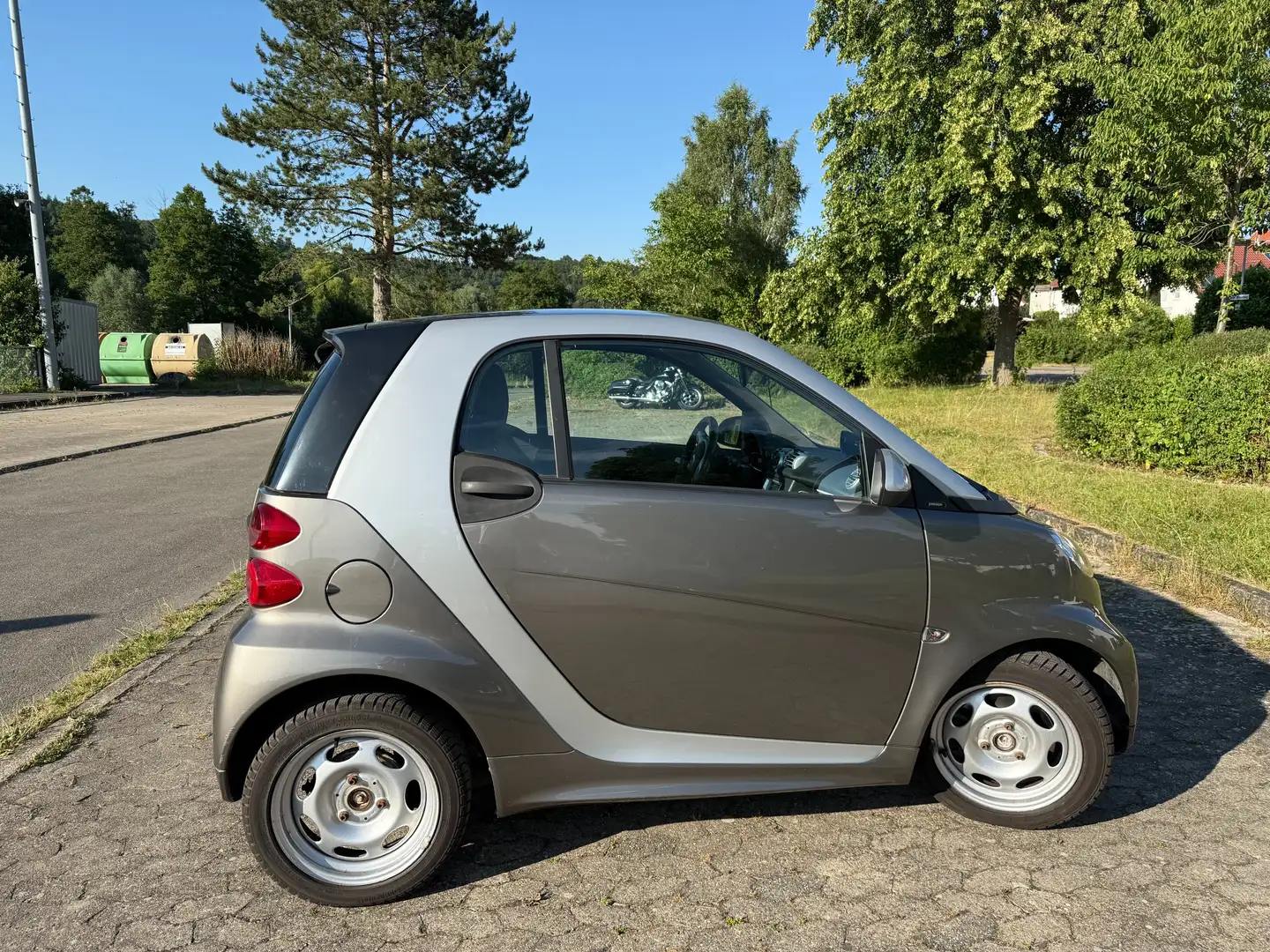 smart forTwo smart Grau - 1