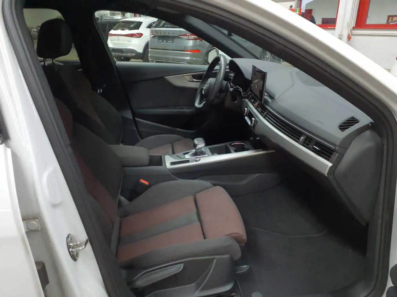 Audi A4 Avant 40 TDI S tronic advanced Navi LED, миниатюра 8