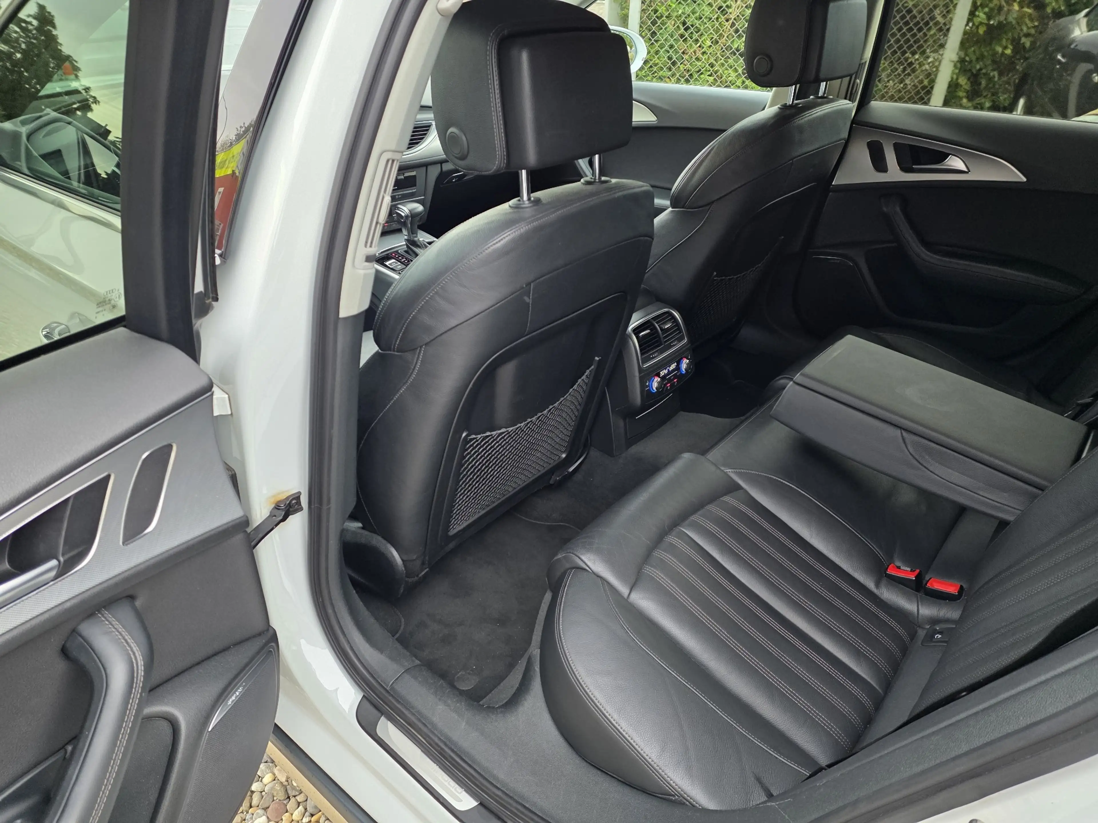 Audi A6 allroad 3.0 TDI°Allroad°Leder°Navi°Bi-Xenon° — photo 13