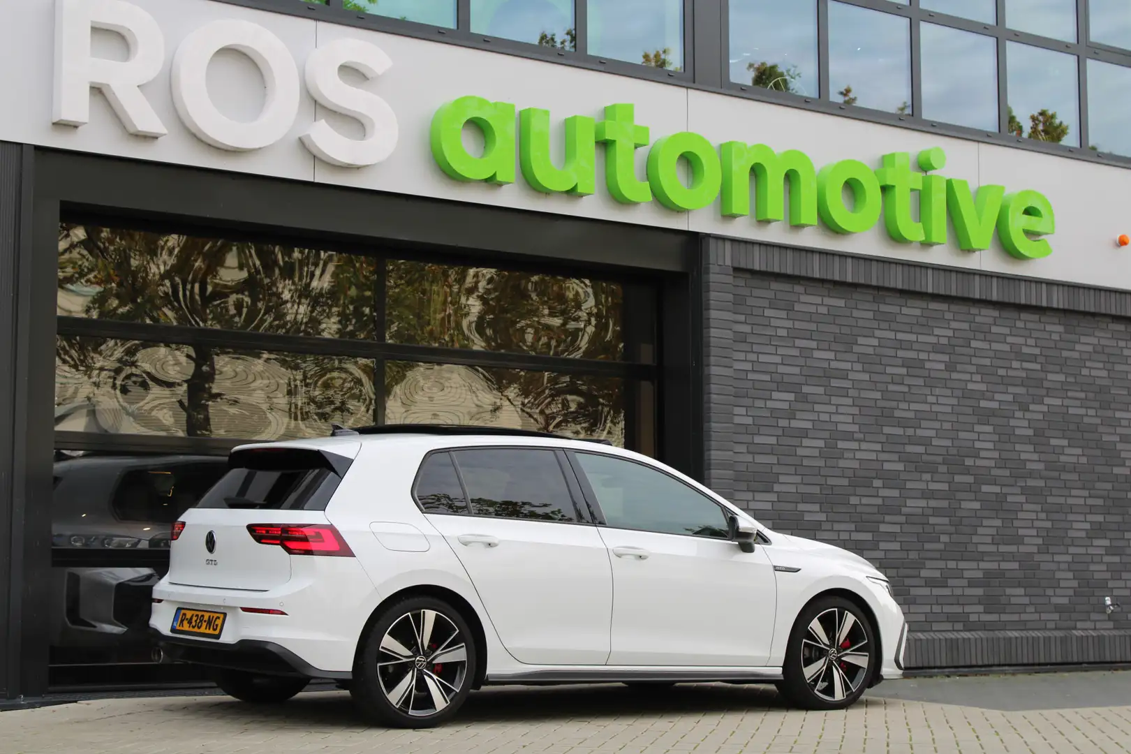 Volkswagen Golf GTD 2.0 TDI | PANO | DODE HOEK | SFEERVERLICHTING | CA Bílá - 2