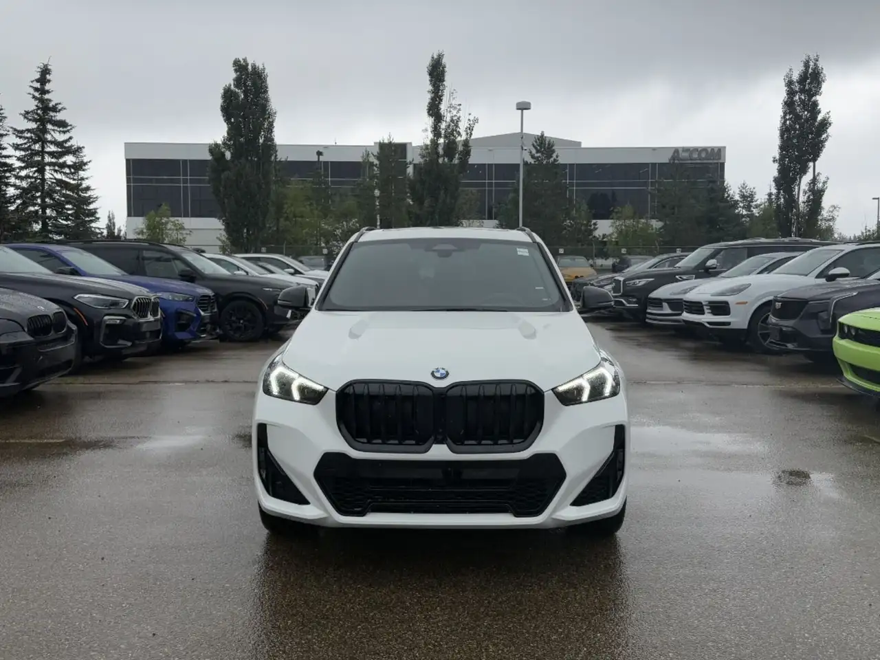 BMW X1 снимка BMW X1