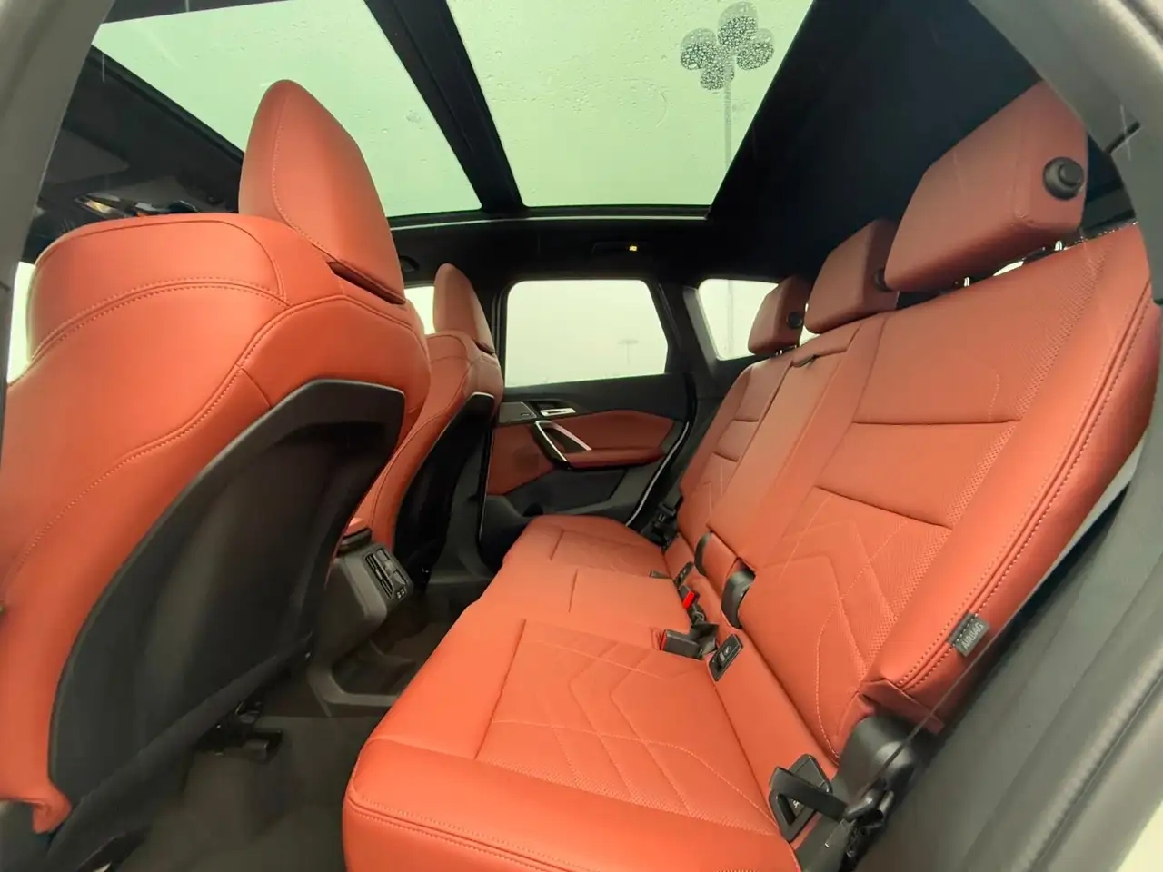 BMW X1 снимка BMW X1