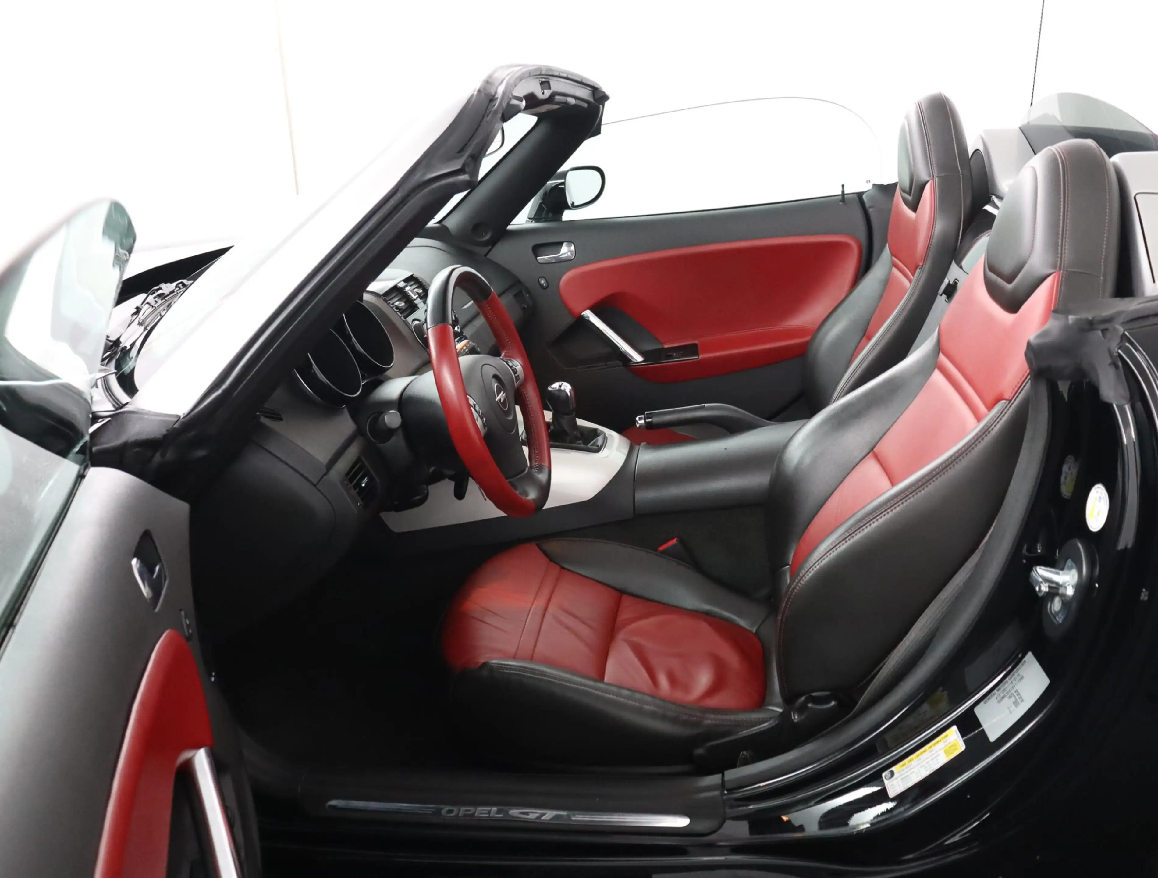 Opel GT 2.0 Turbo ECOTEC — photo 15