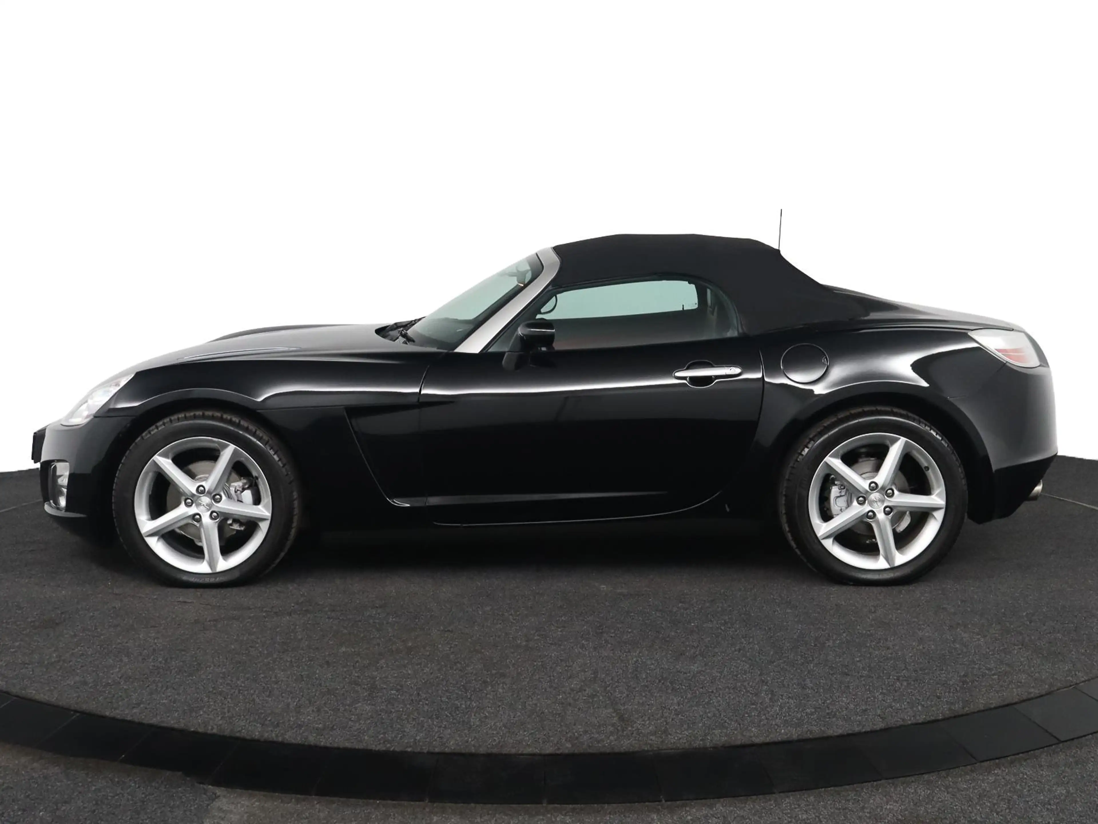 Opel GT 2.0 Turbo ECOTEC — photo 4