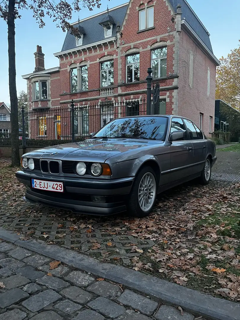 BMW 520 E34 520i OLDTIMER Szürke - 1